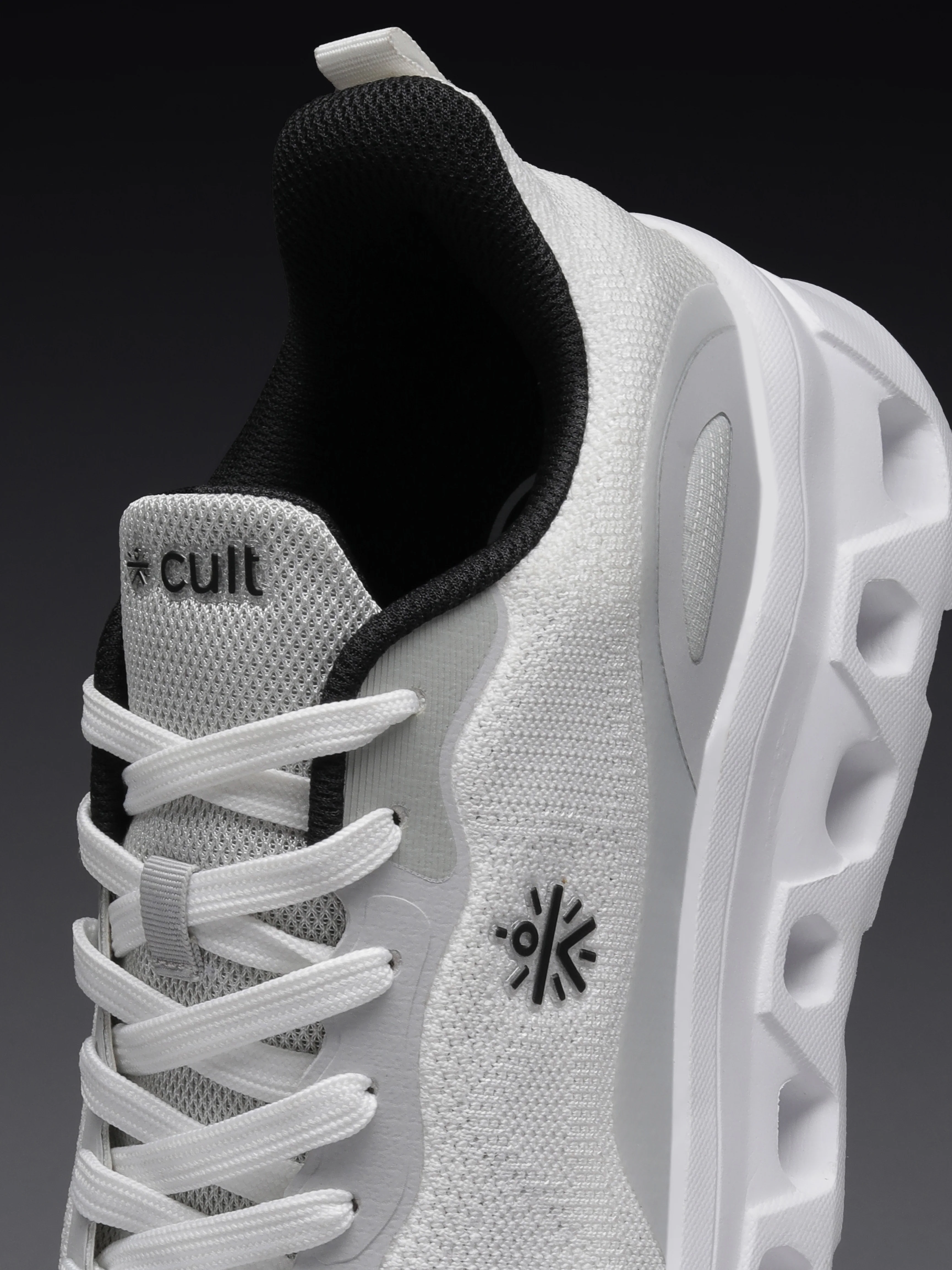 cult Men's Oxyra Walking Shoes - White/Black - Image 11