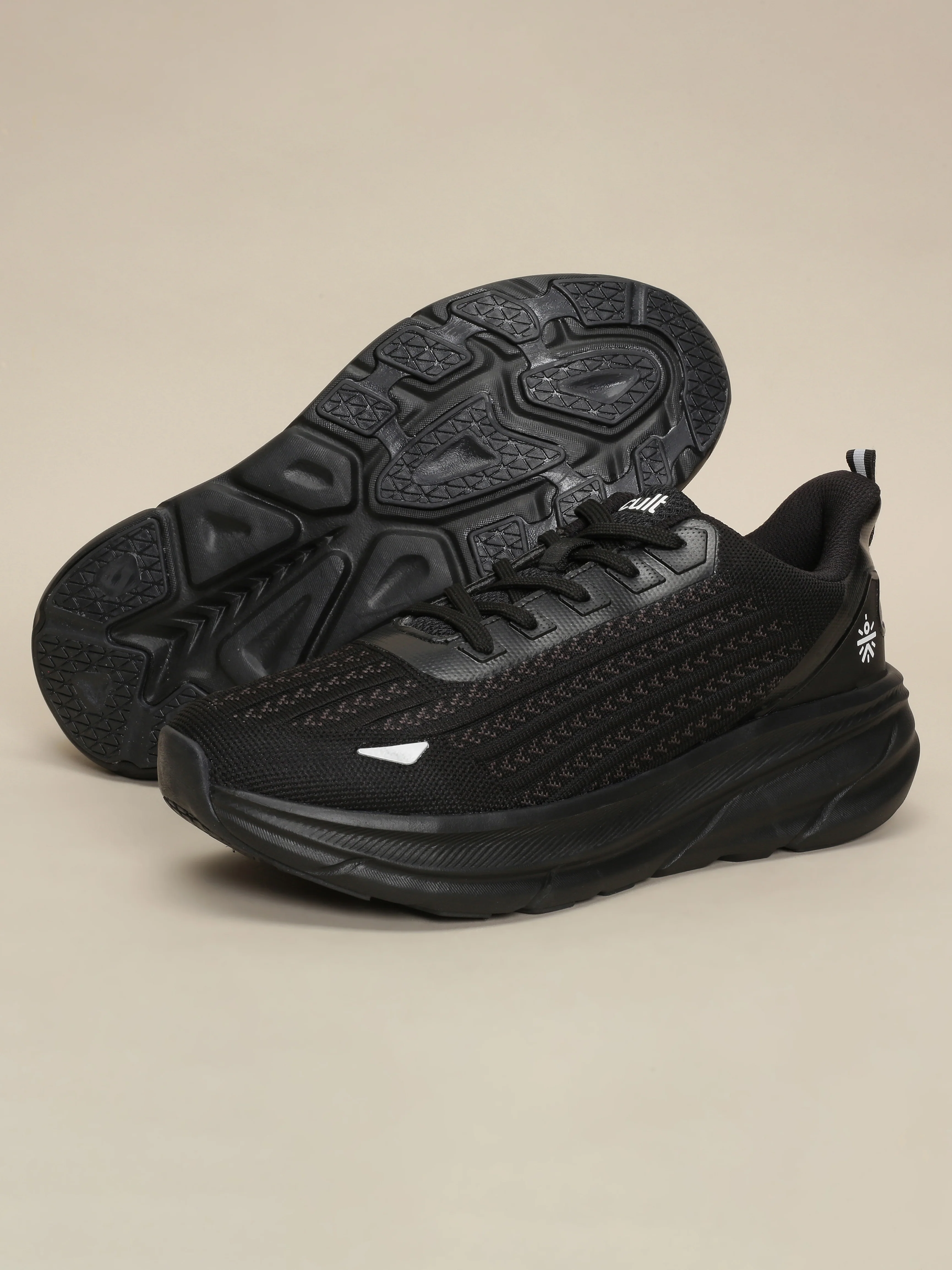 cult Men's Raze Running Shoes - Black - Image 9