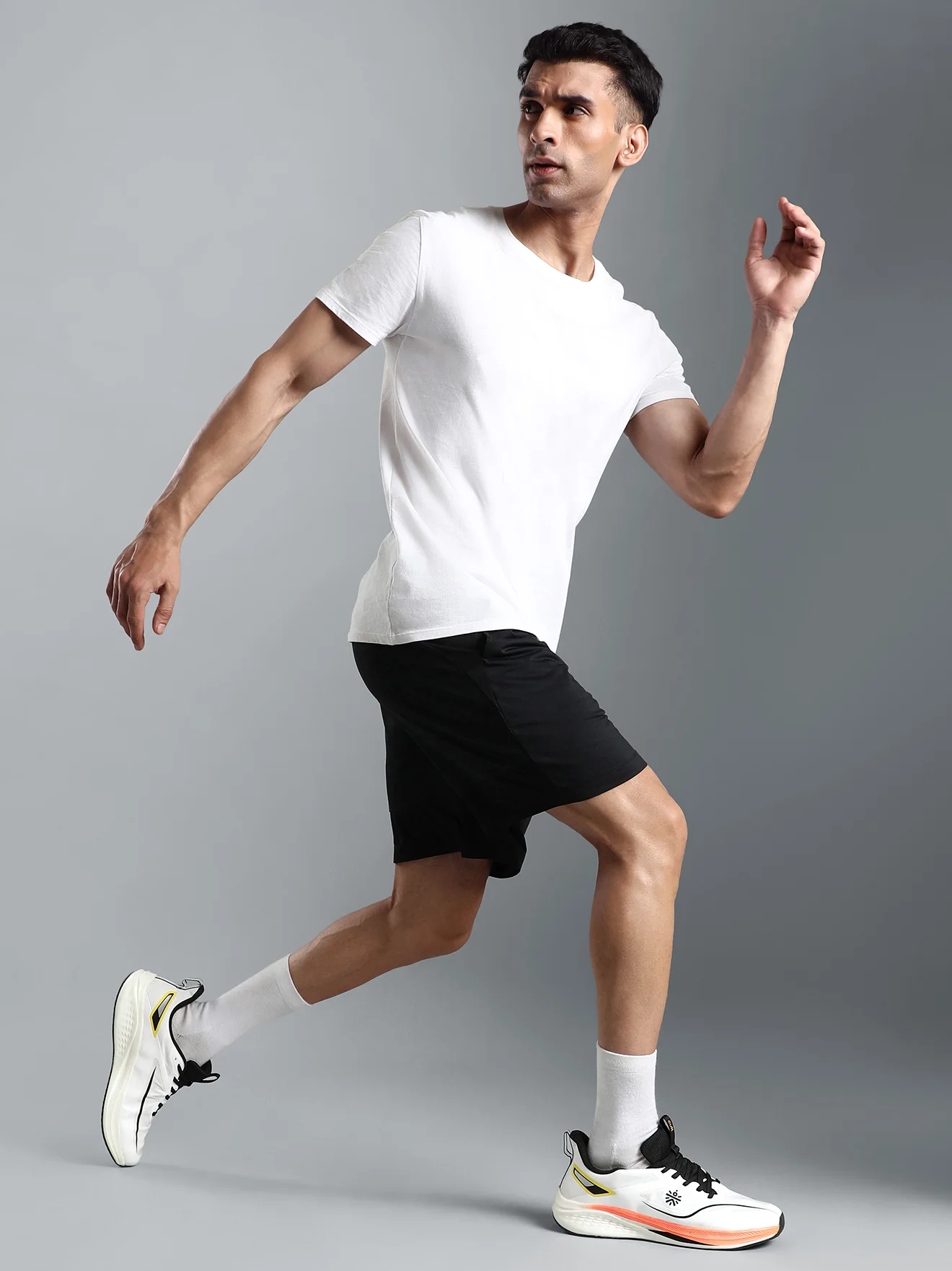 cult Men's SprintMax Running Shoes - White - Image 2