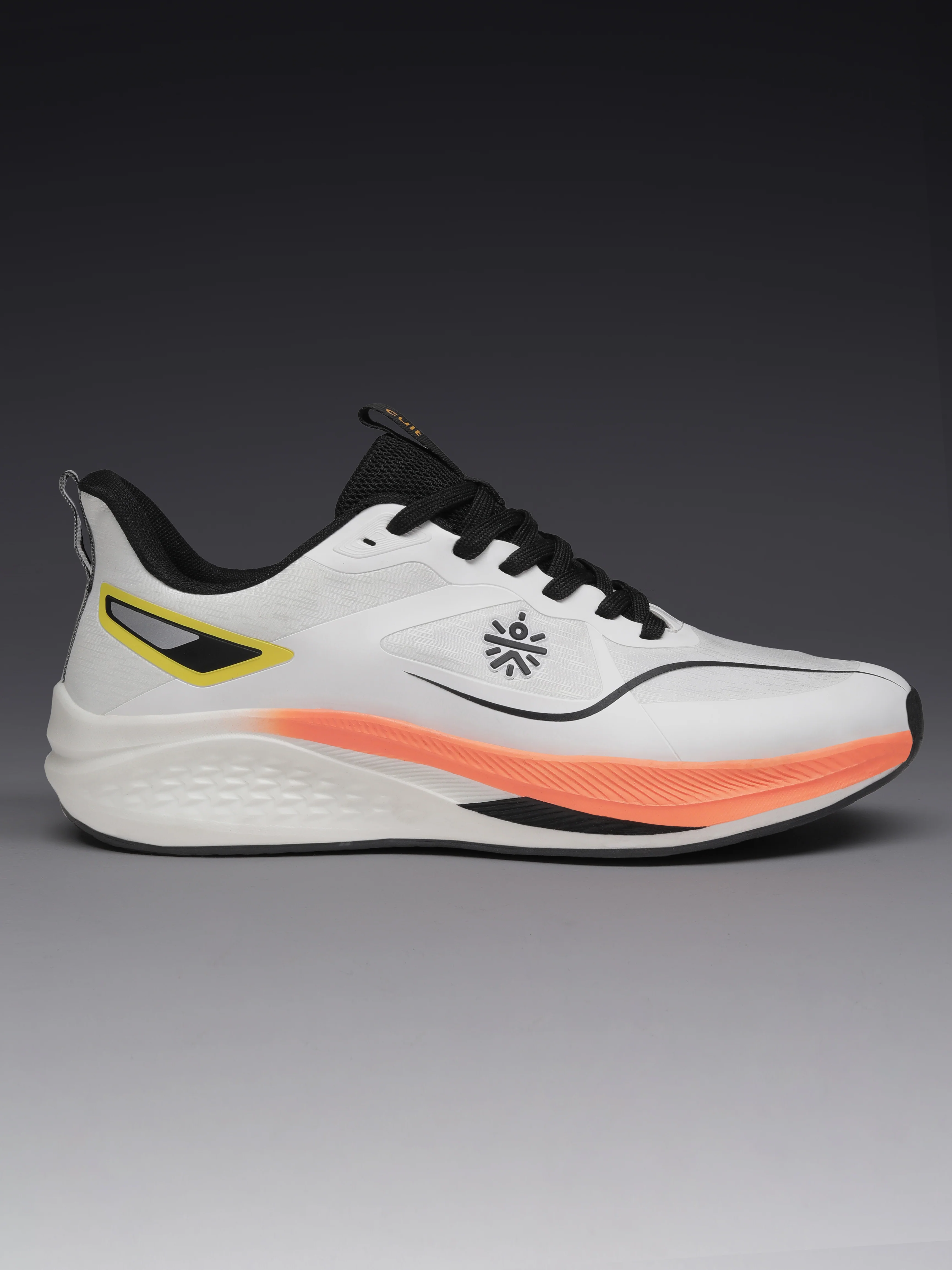 cult Men's SprintMax Running Shoes - White - Image 3