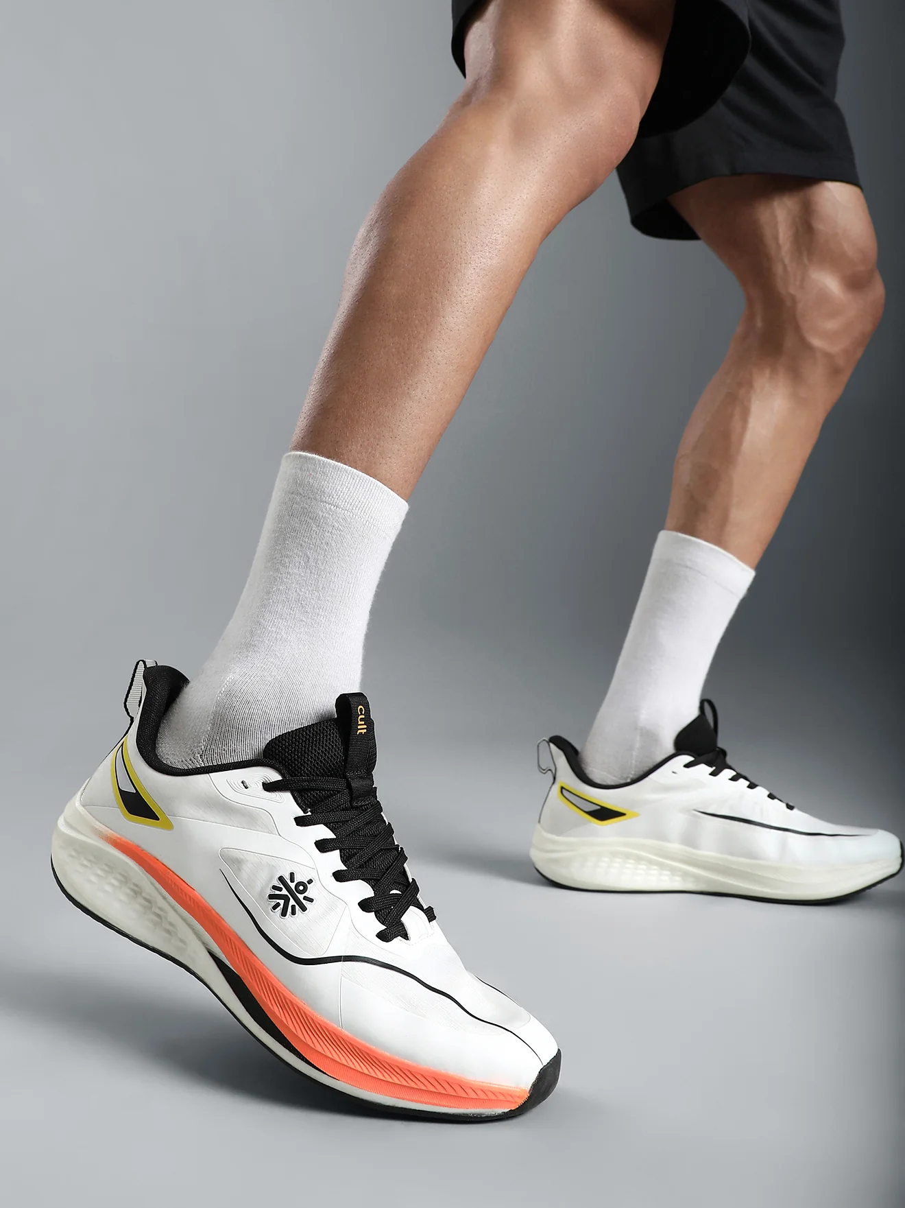 cult Men's SprintMax Running Shoes - White - Image 6