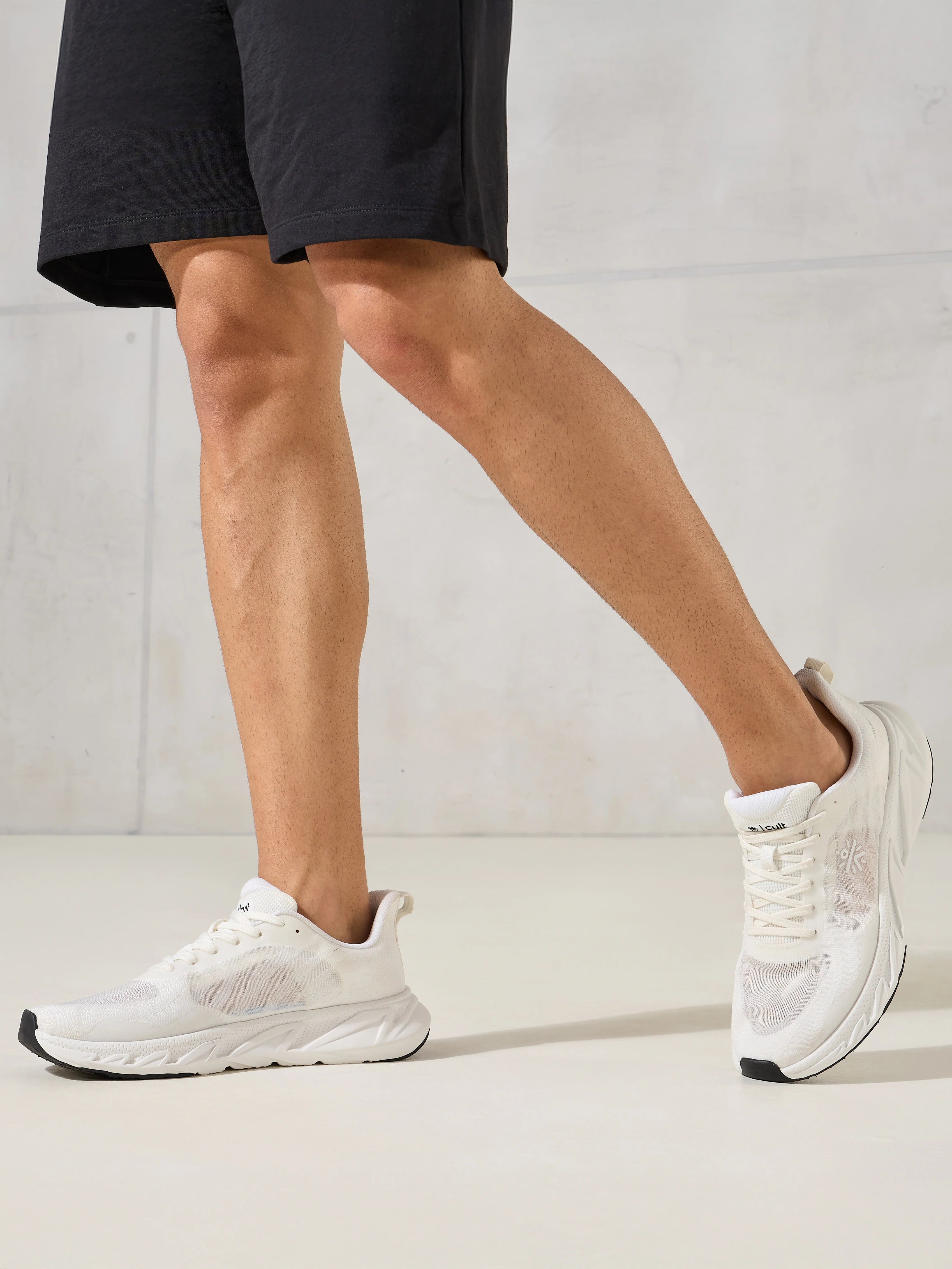 cult Men's StridePulse Running Shoes - White - Image 6