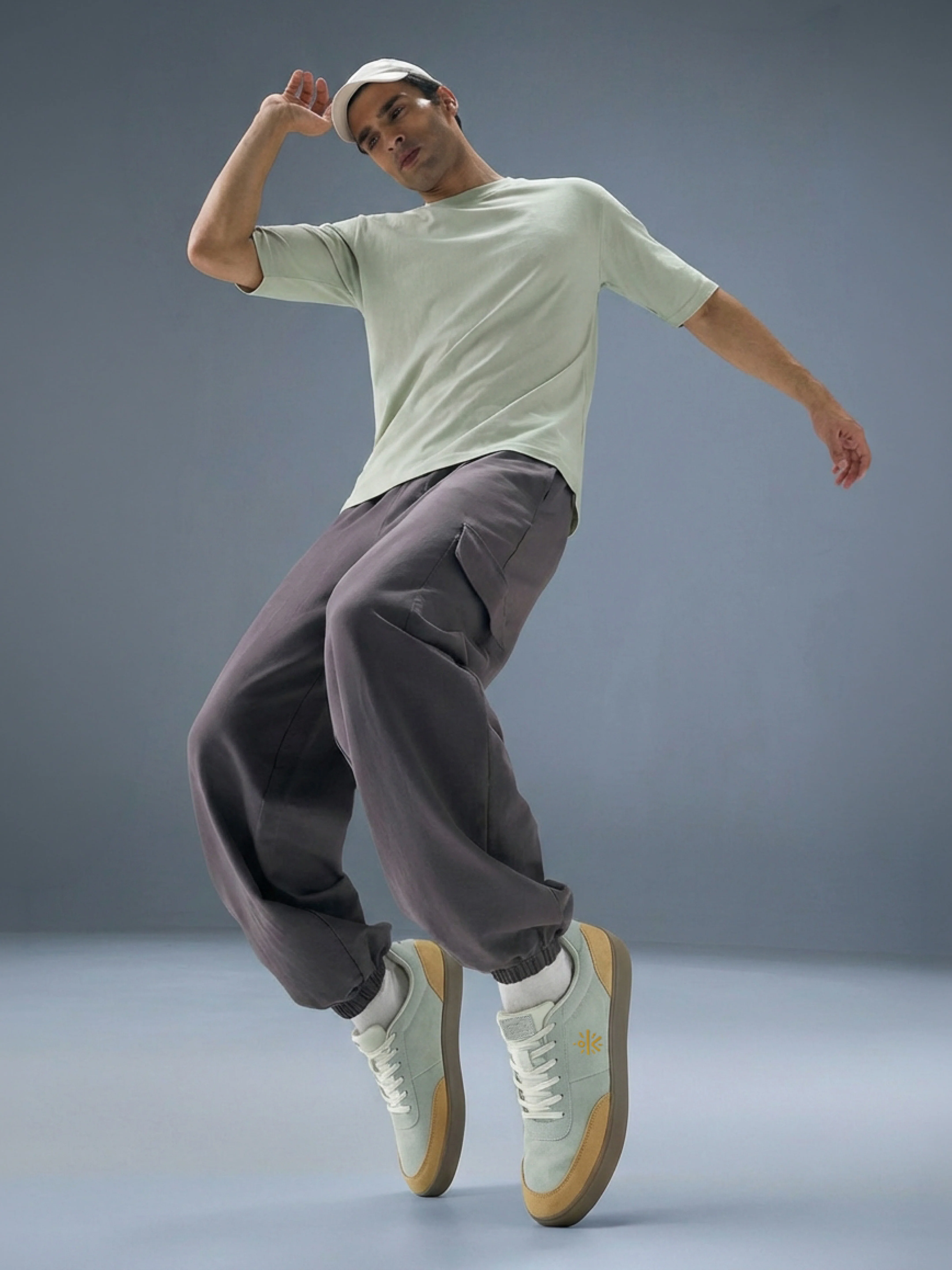 cult Men's Tauros Sneakers - Grey/Mustard - Image 2