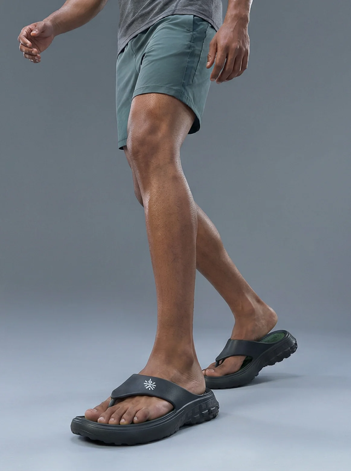 cult Men's TerraGrip Sliders - Black - Image 7