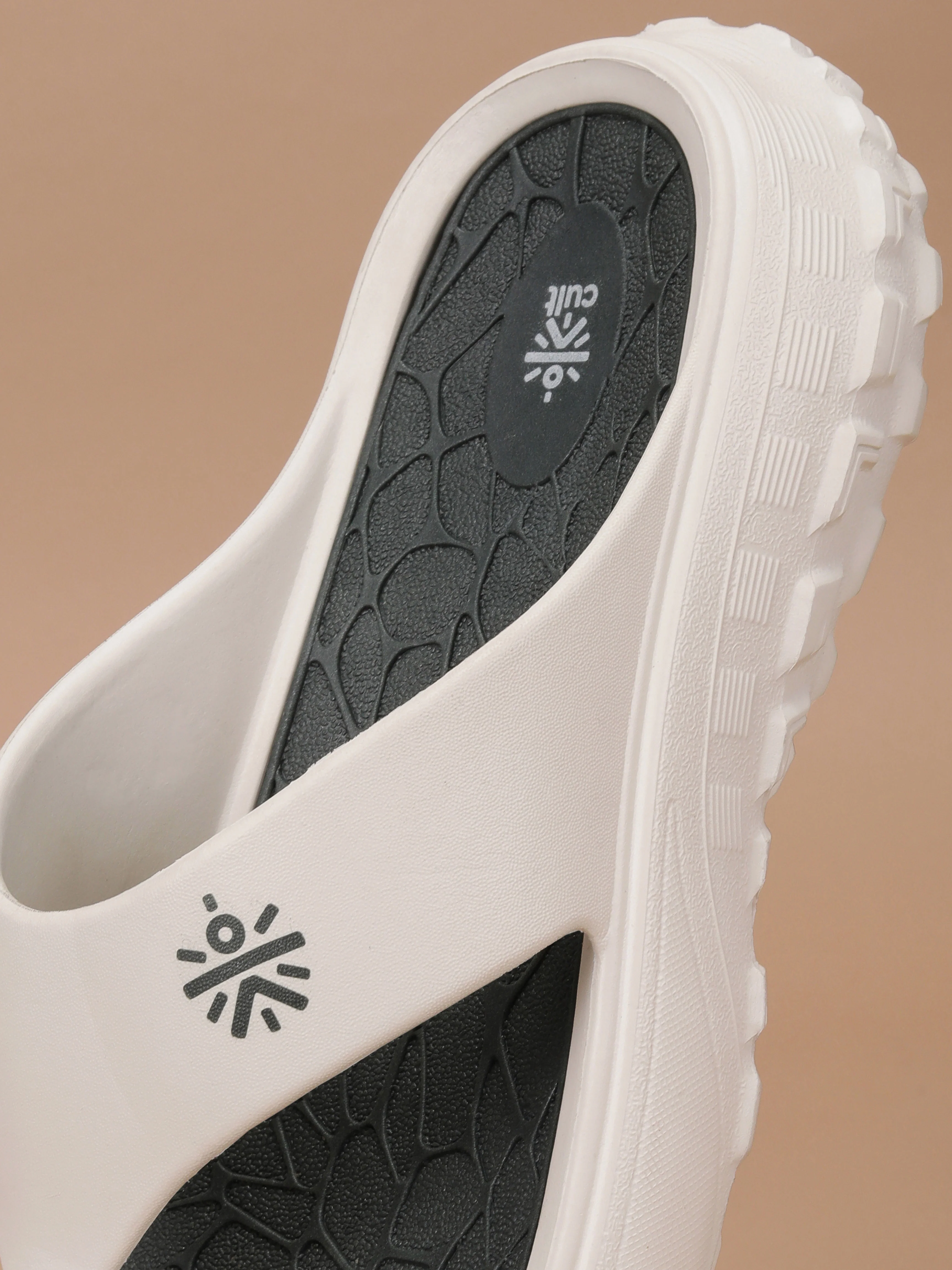 cult Men's TerraGrip Sliders - Off White - Image 10