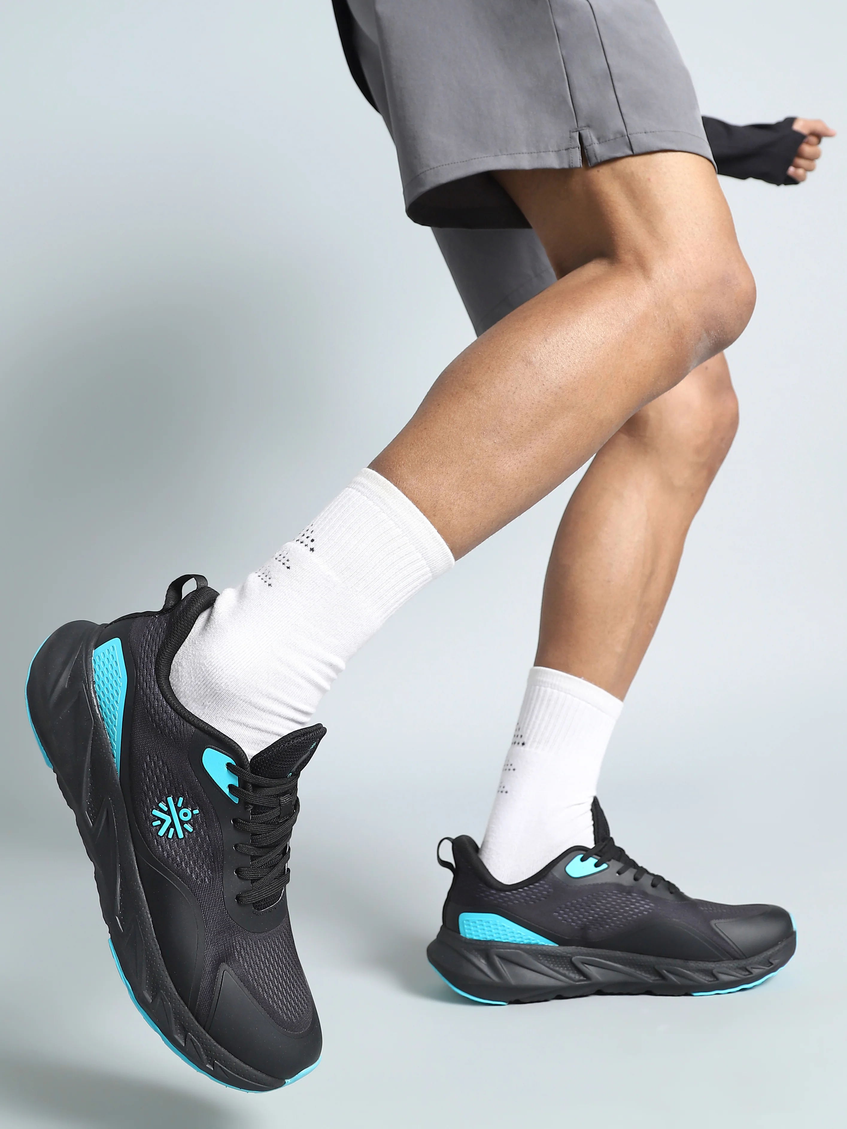 Cult Men's Torque Running Shoes - Black - Image 2