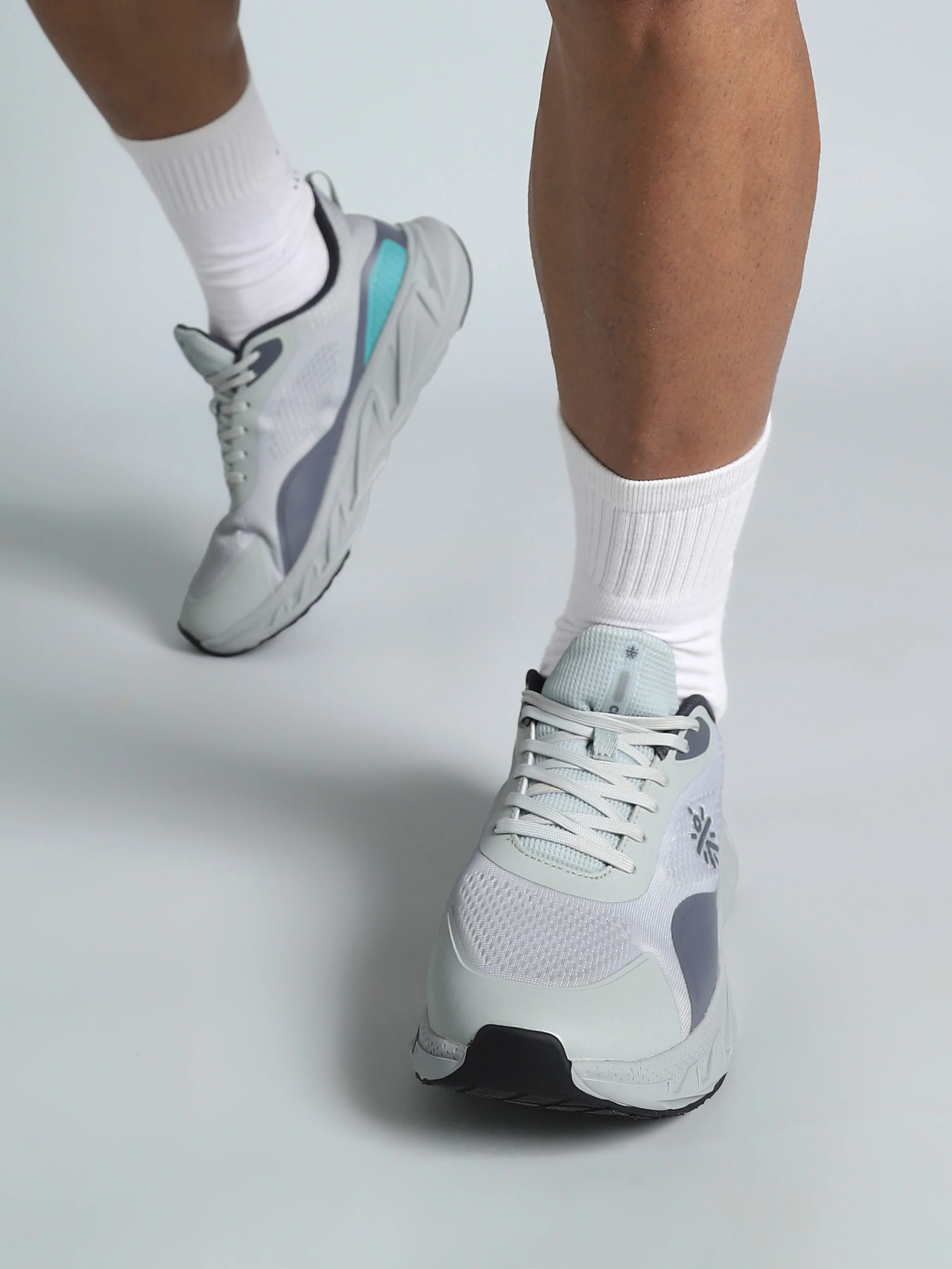 cult Men's Torque Running Shoes - L.Grey - Image 2