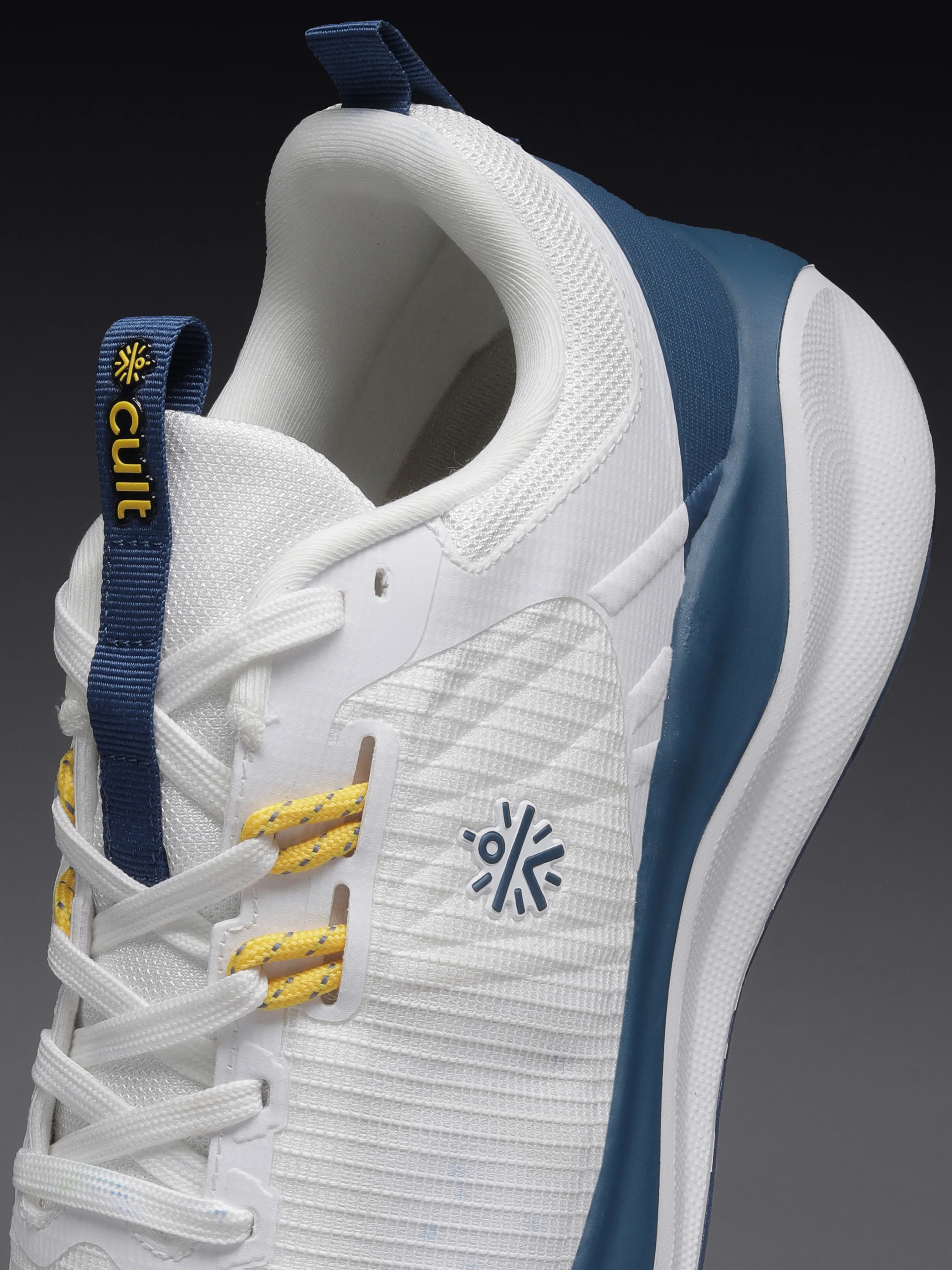 cult Men's Zyro Running Shoes - White/R.Blue - Image 11