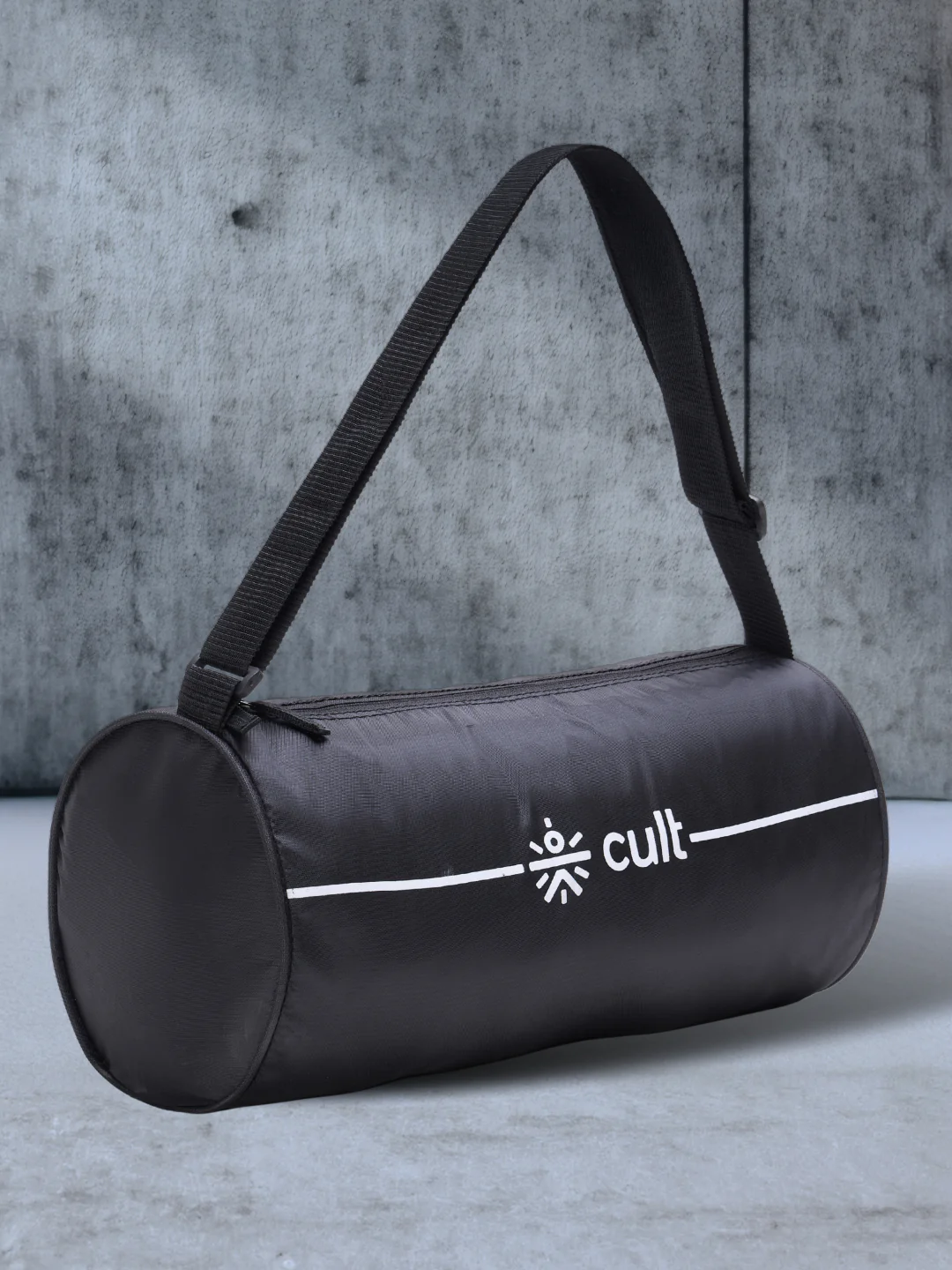 Cult On the Go Fitness kit with Resistance Band Yellow, Skipping Rope Grey, Yellow shaker 500 ml & Duffle Bag Black - Image 8