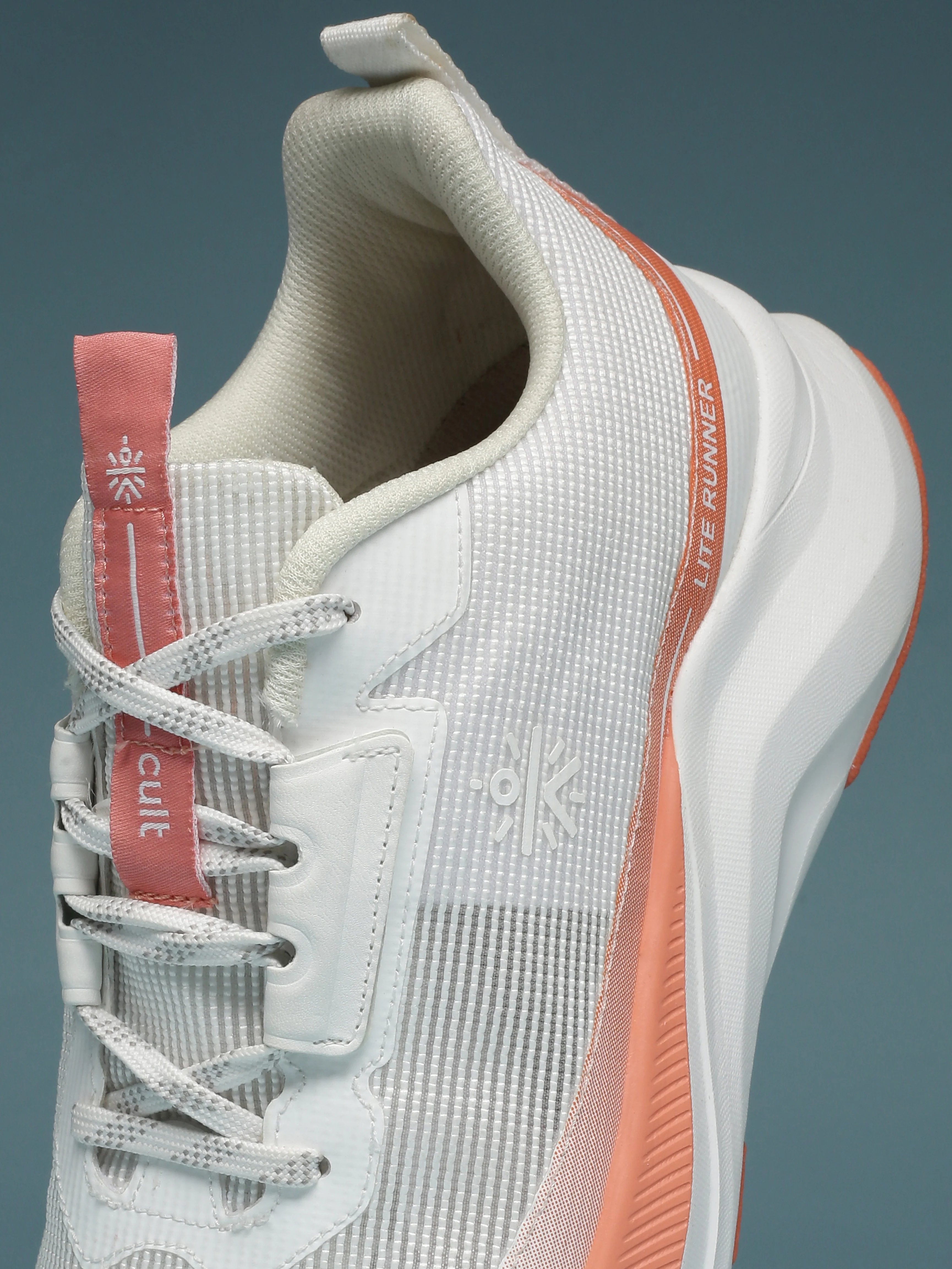 cult Women's Aurelia Running Shoes - Off White/Coral - Image 10