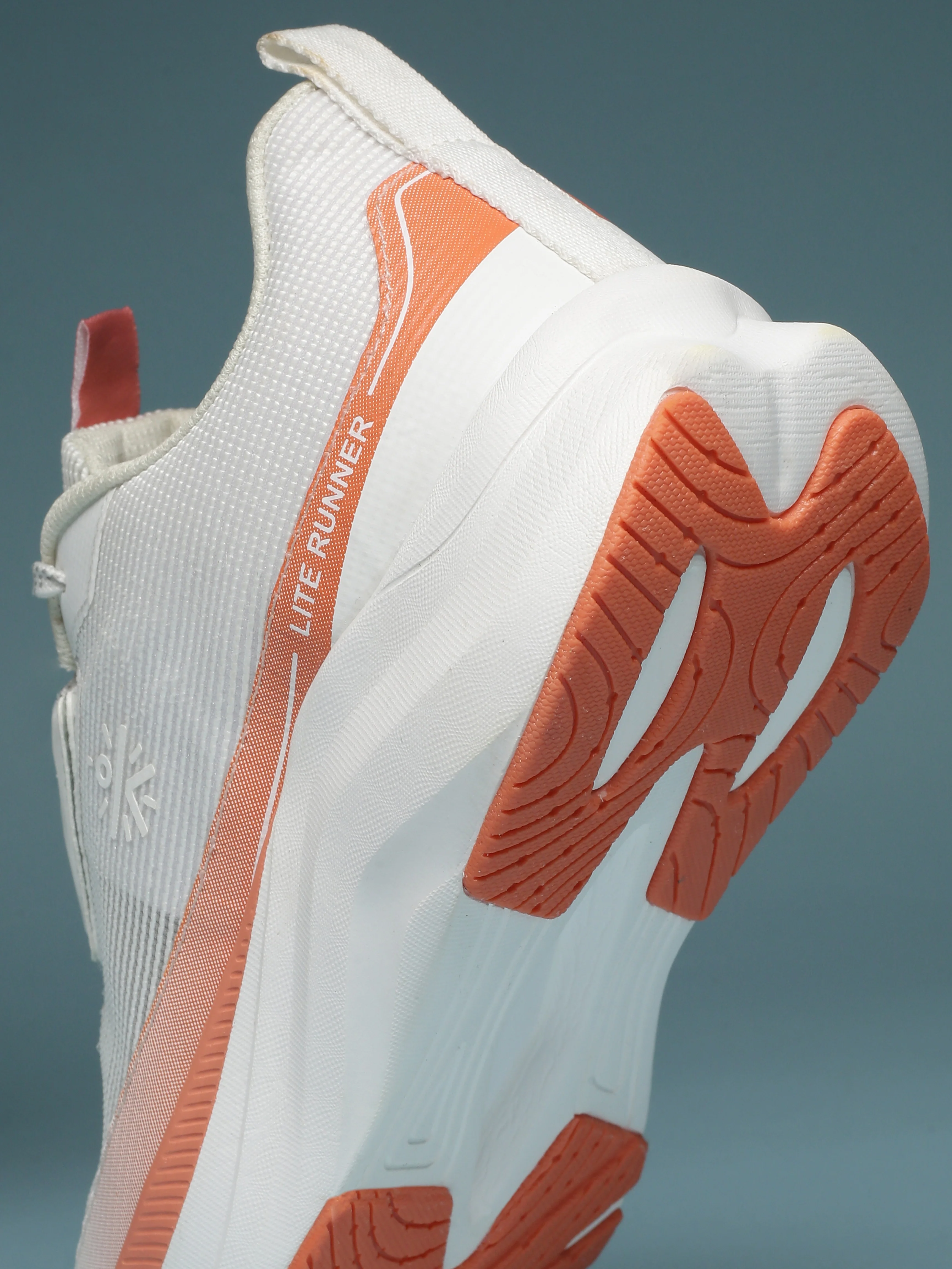 cult Women's Aurelia Running Shoes - Off White/Coral - Image 11
