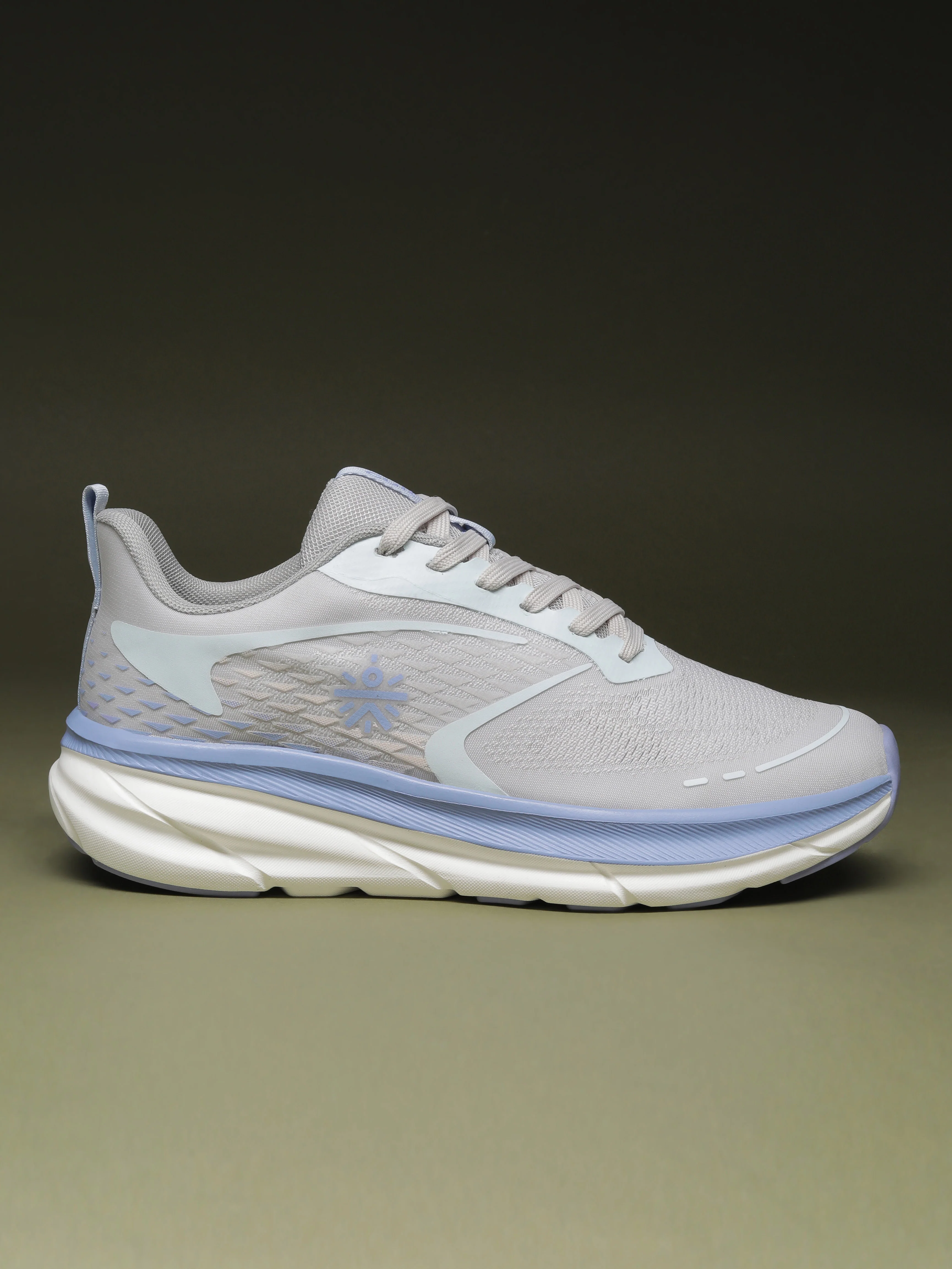 cult Women's CloudRise Running Shoes - Ice Blue - Image 3