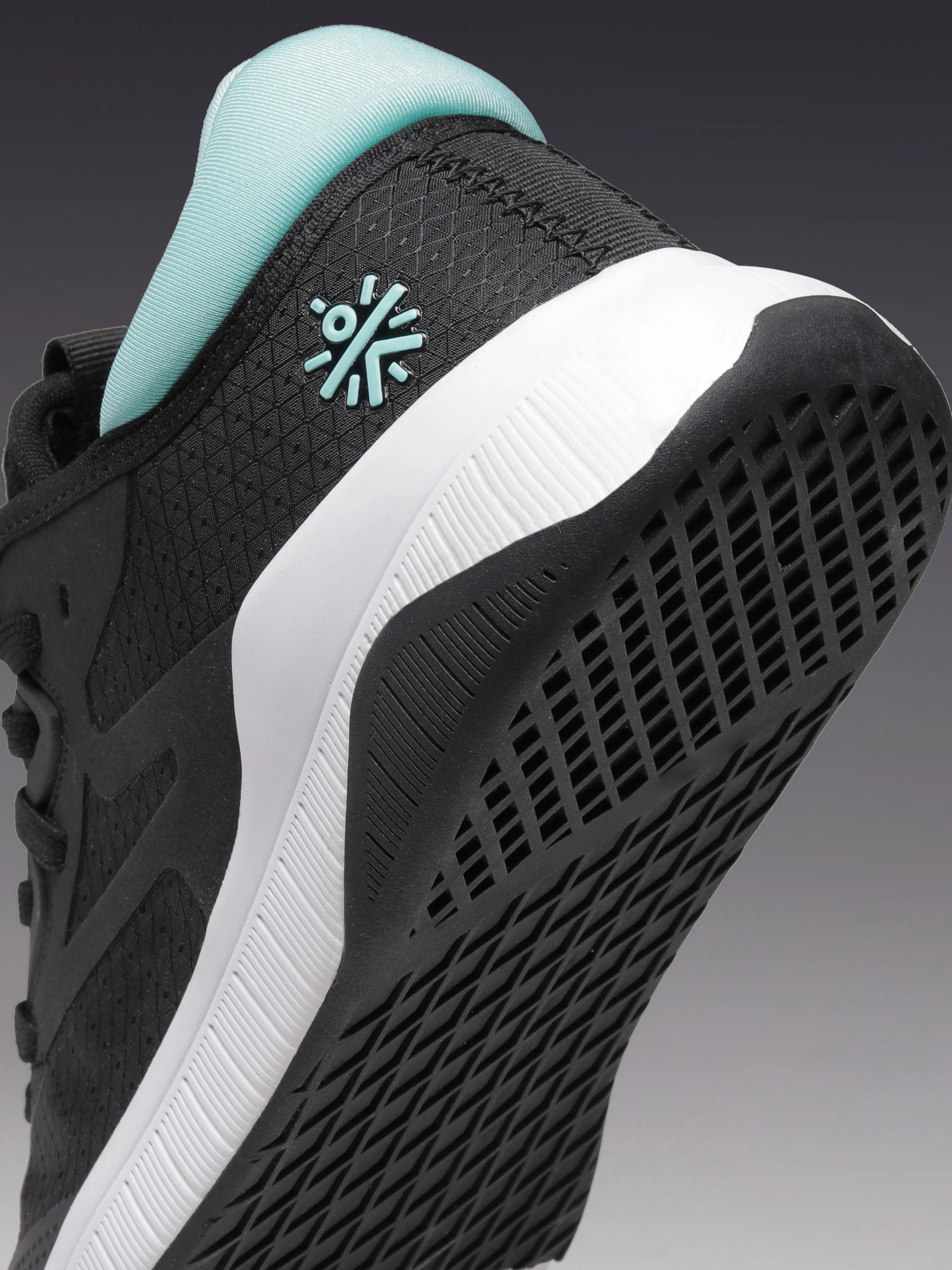 cult Women's FlexForm Training Shoes - Black - Image 11