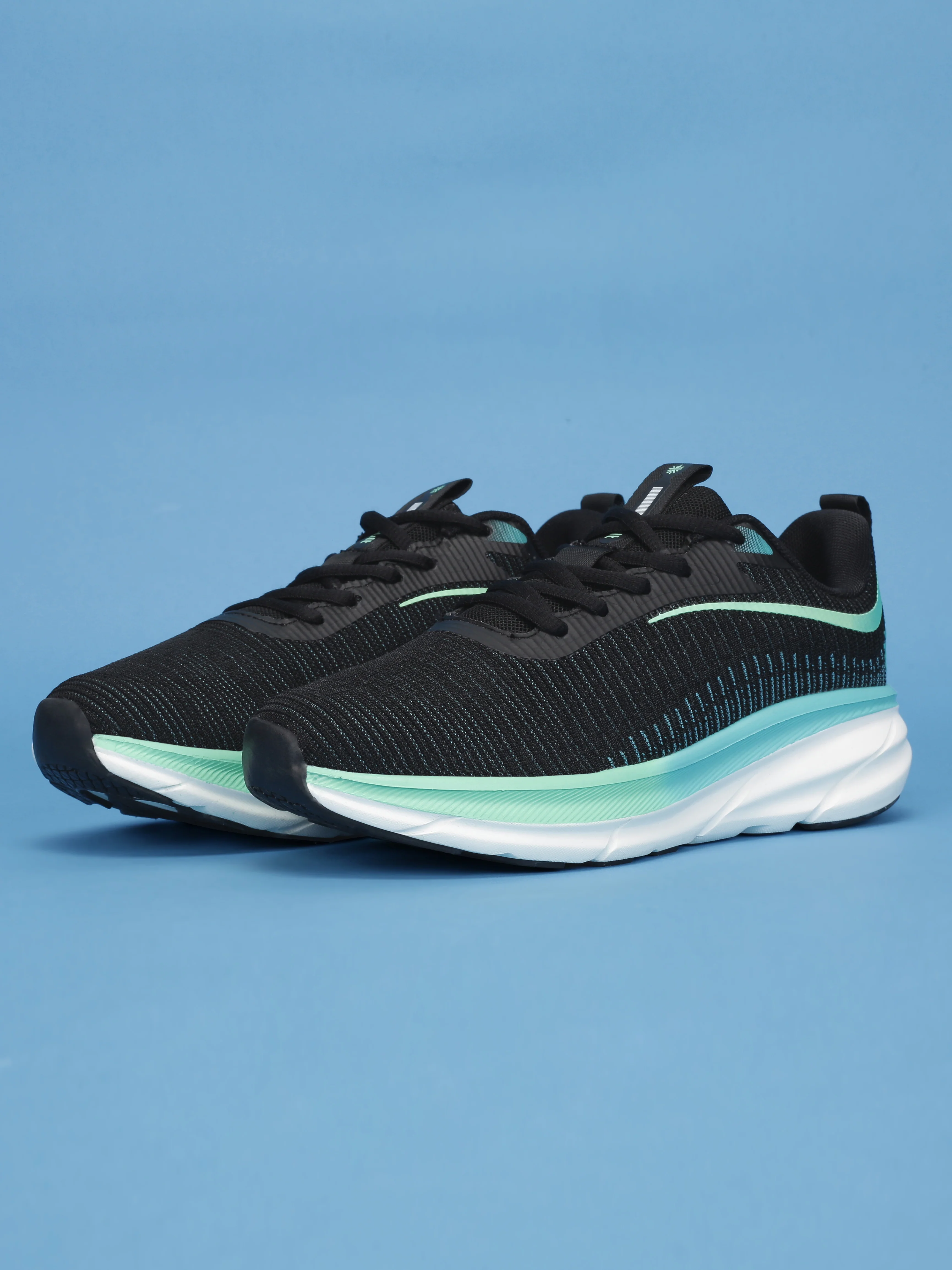 cult Women's Flytor Running Shoes - Black/Sea Green - Image 11