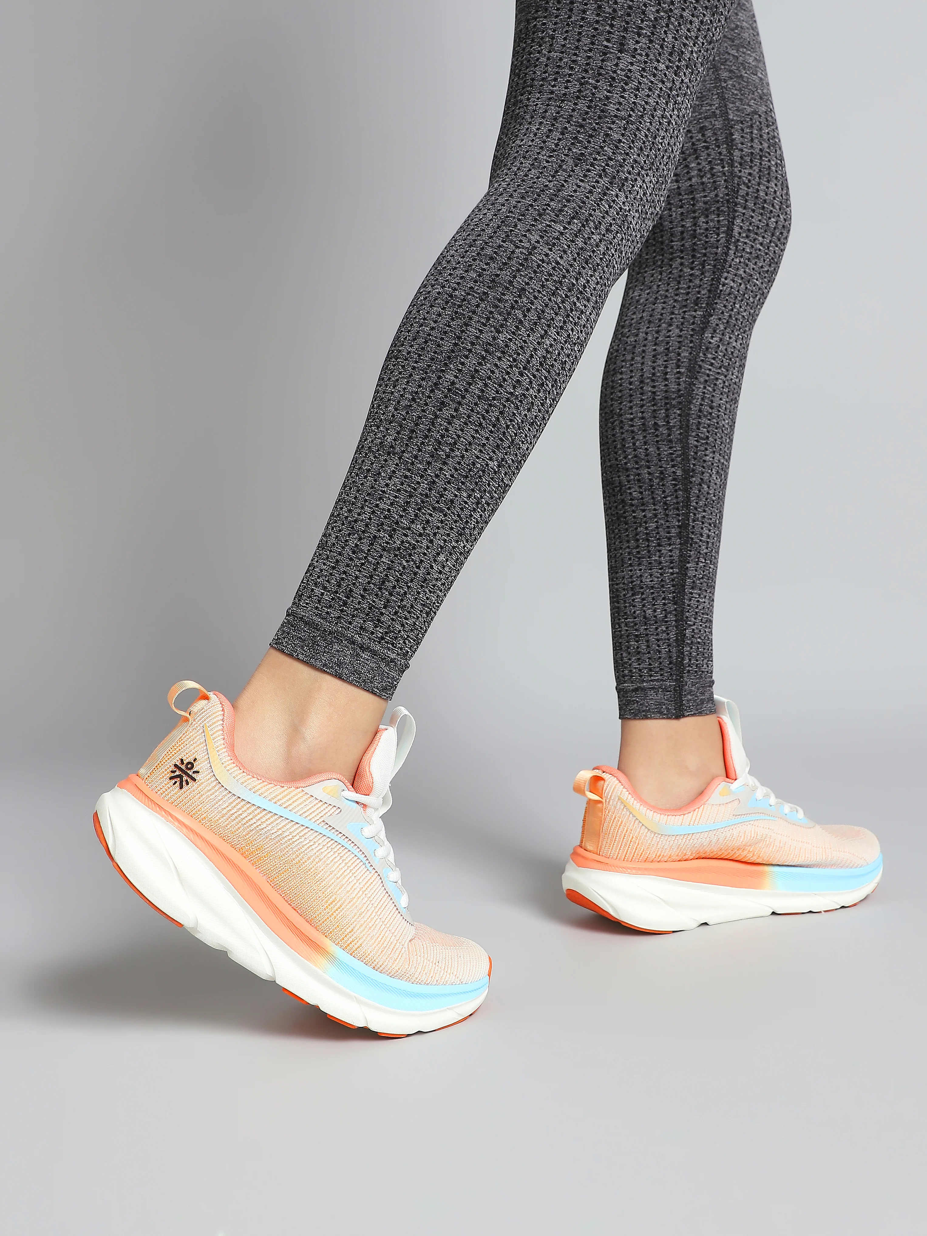 cult Women's Flytor Running Shoes - L. Peach/Ice Blue - Image 6