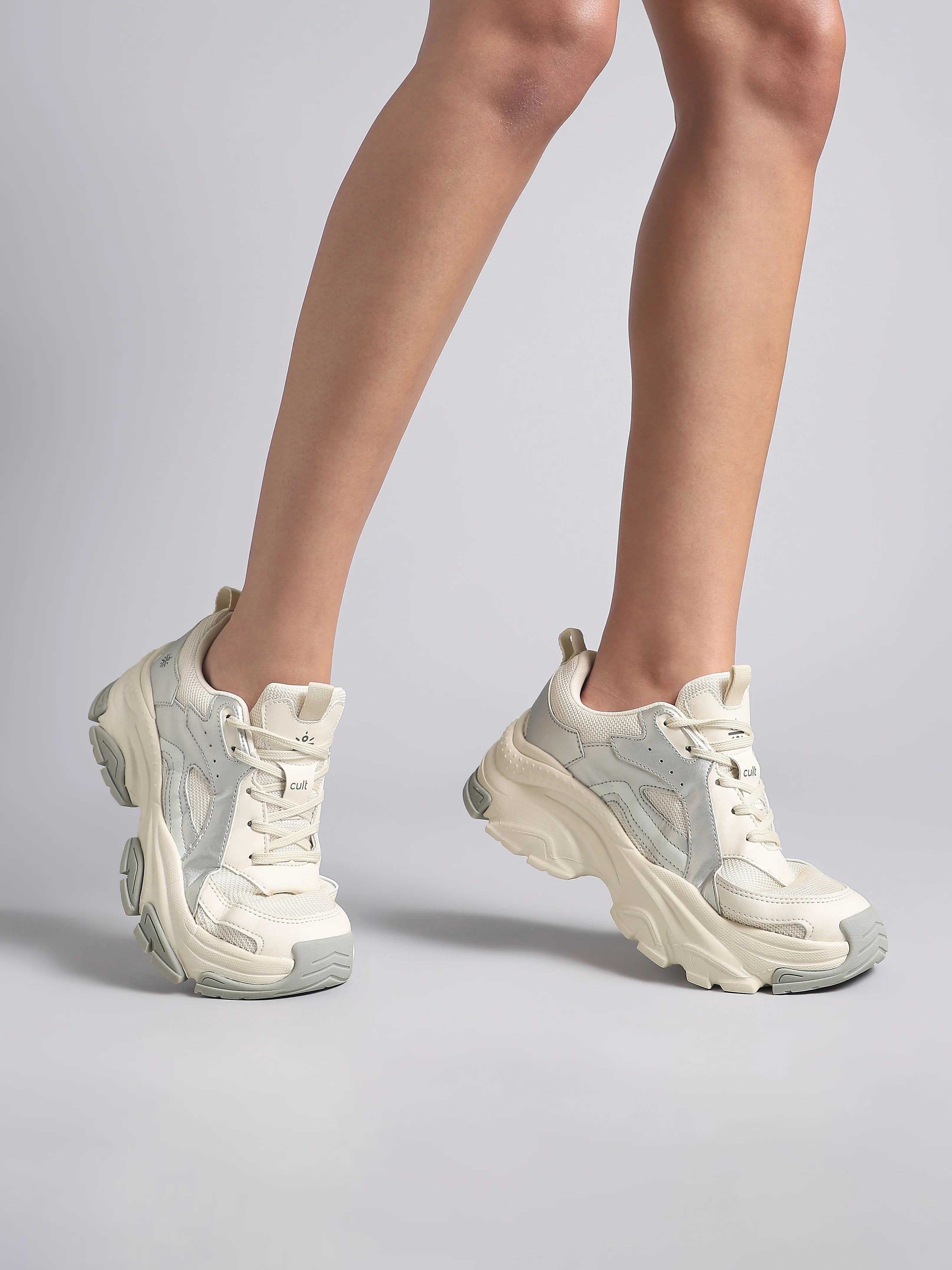 cult Women's Luna Sneakers - Off White/Silver - Image 2