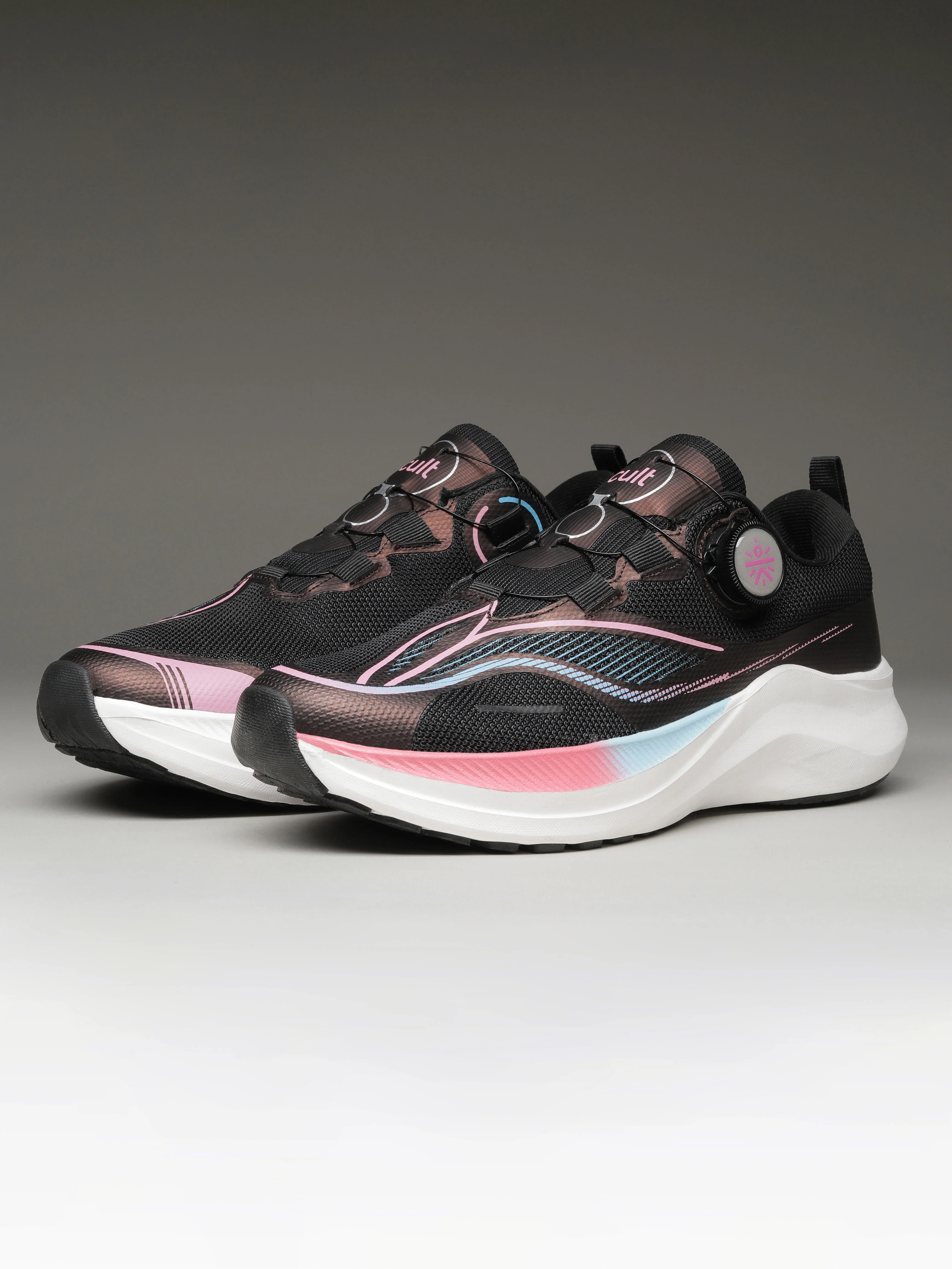 cult Women's PowerPace Running Shoes - Black - Image 11