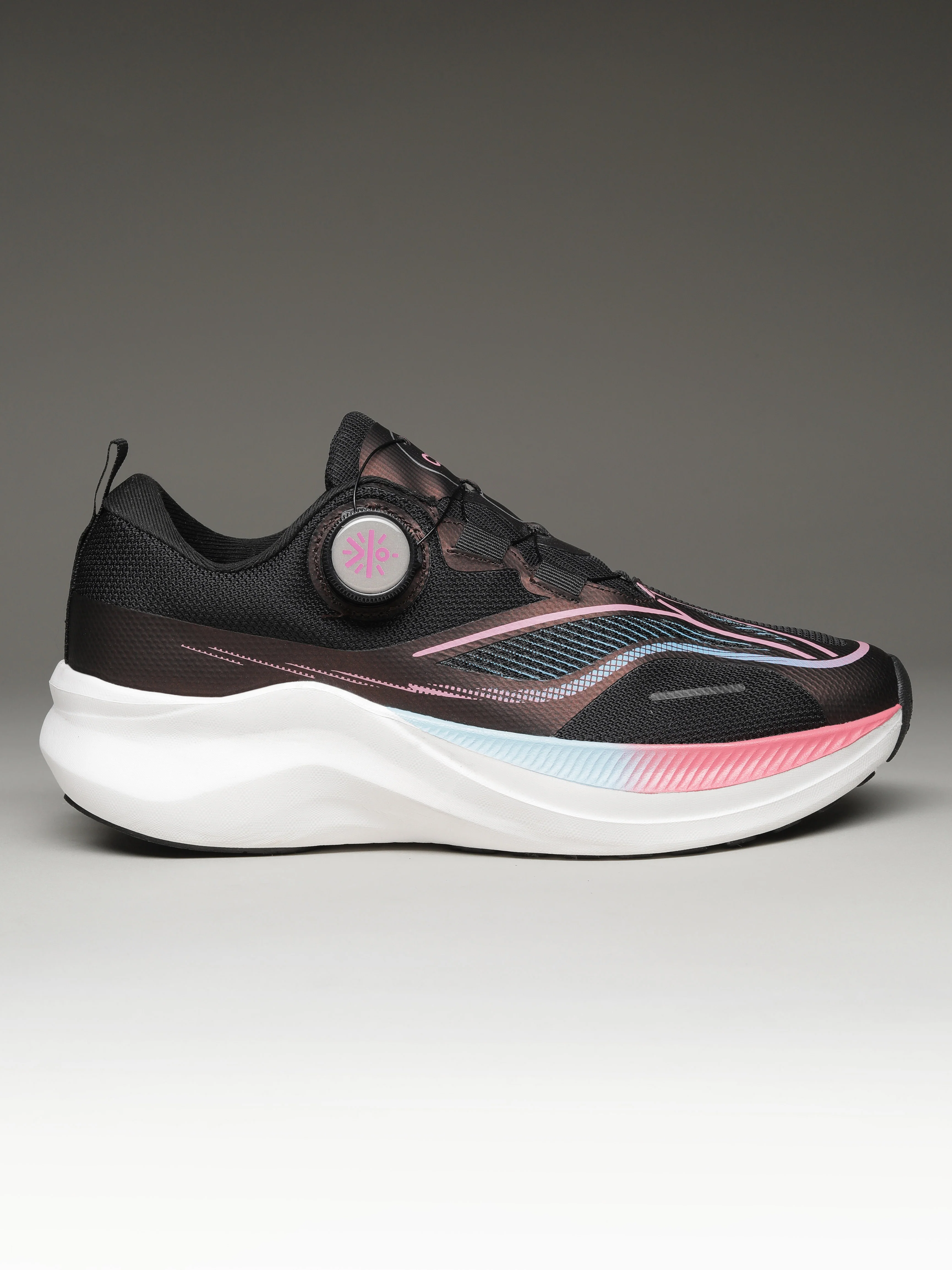 cult Women's PowerPace Running Shoes - Black - Image 3