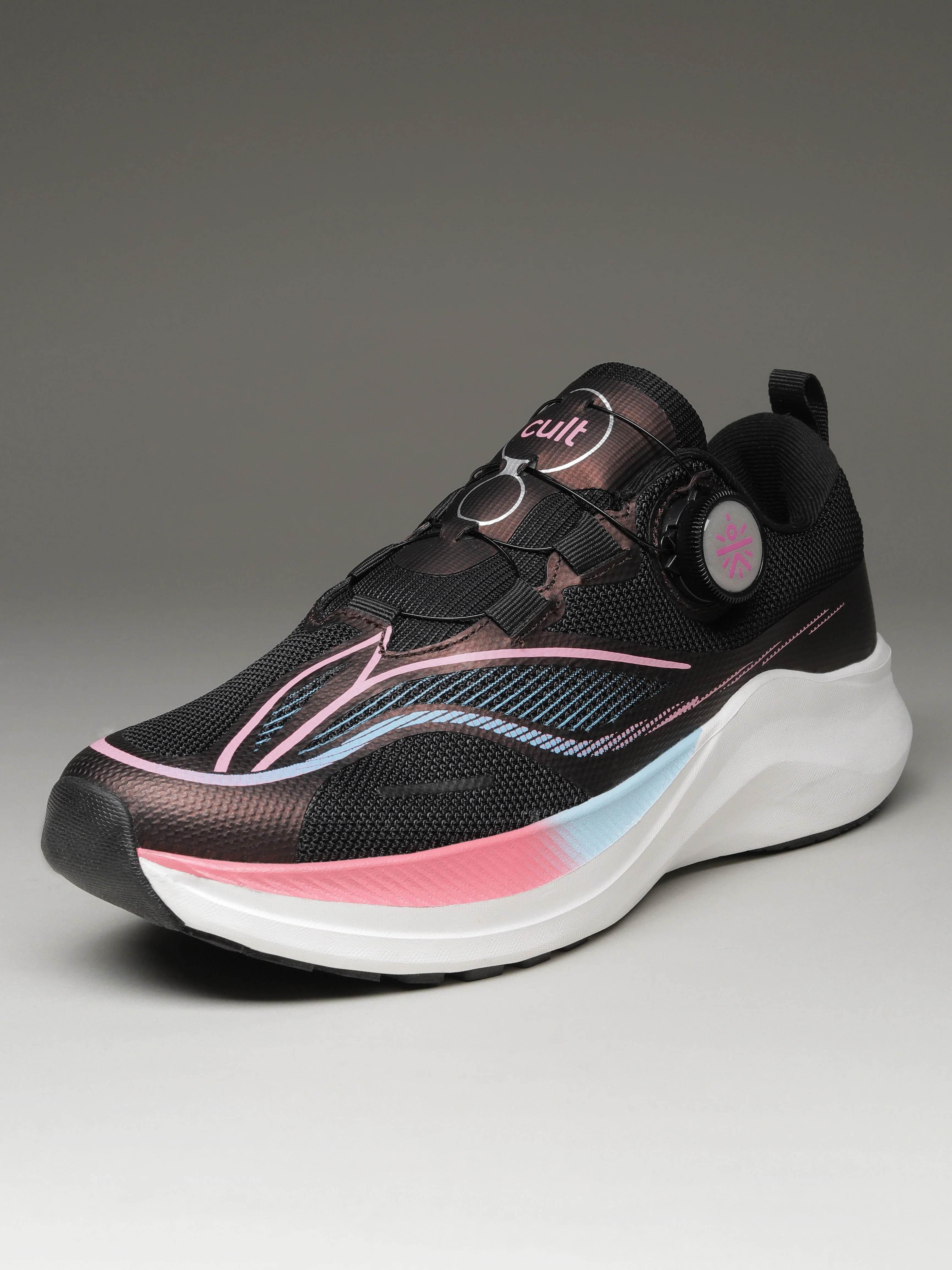 cult Women's PowerPace Running Shoes - Black - Image 4