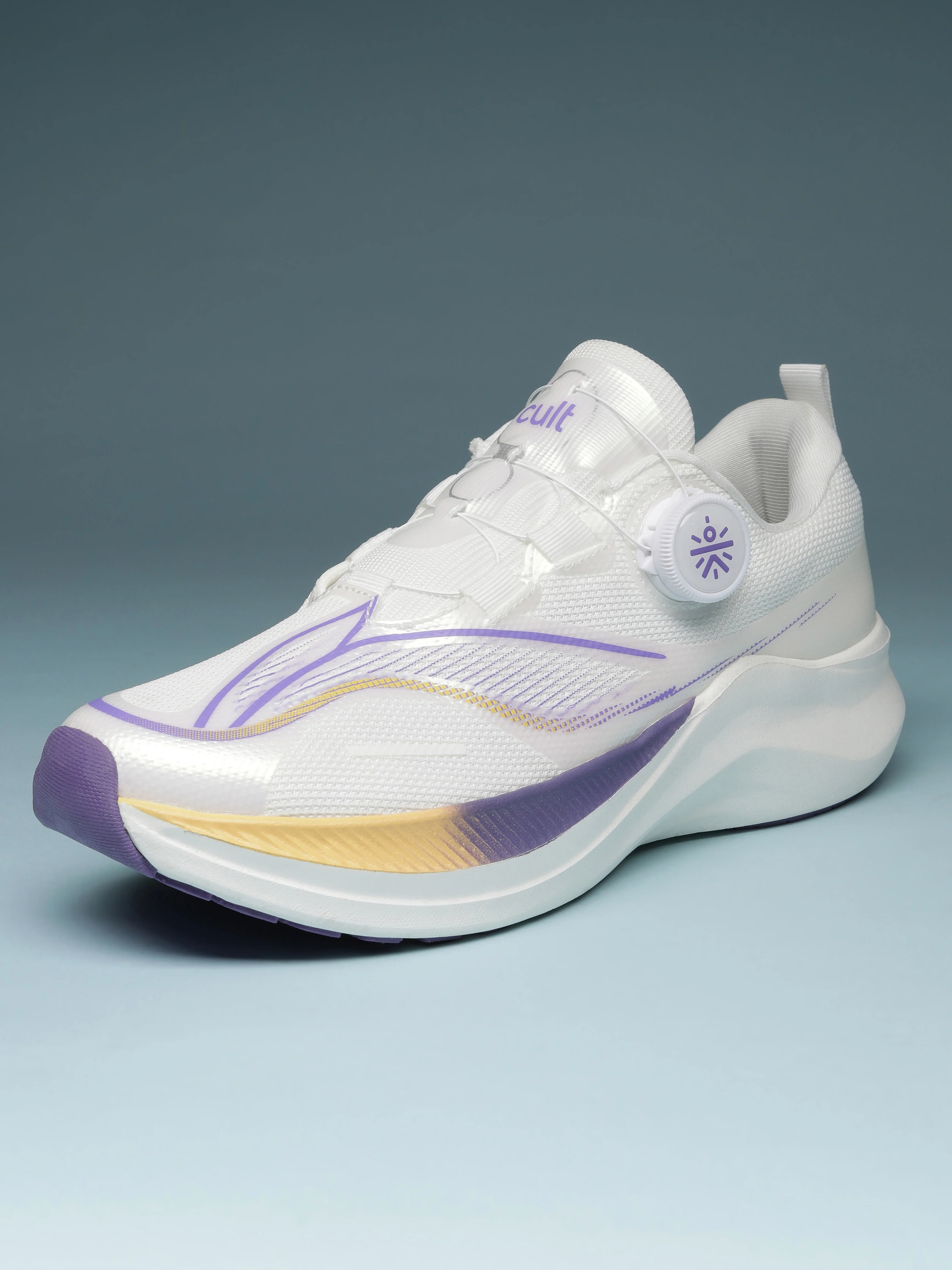 cult Women's PowerPace Running Shoes - White - Image 4