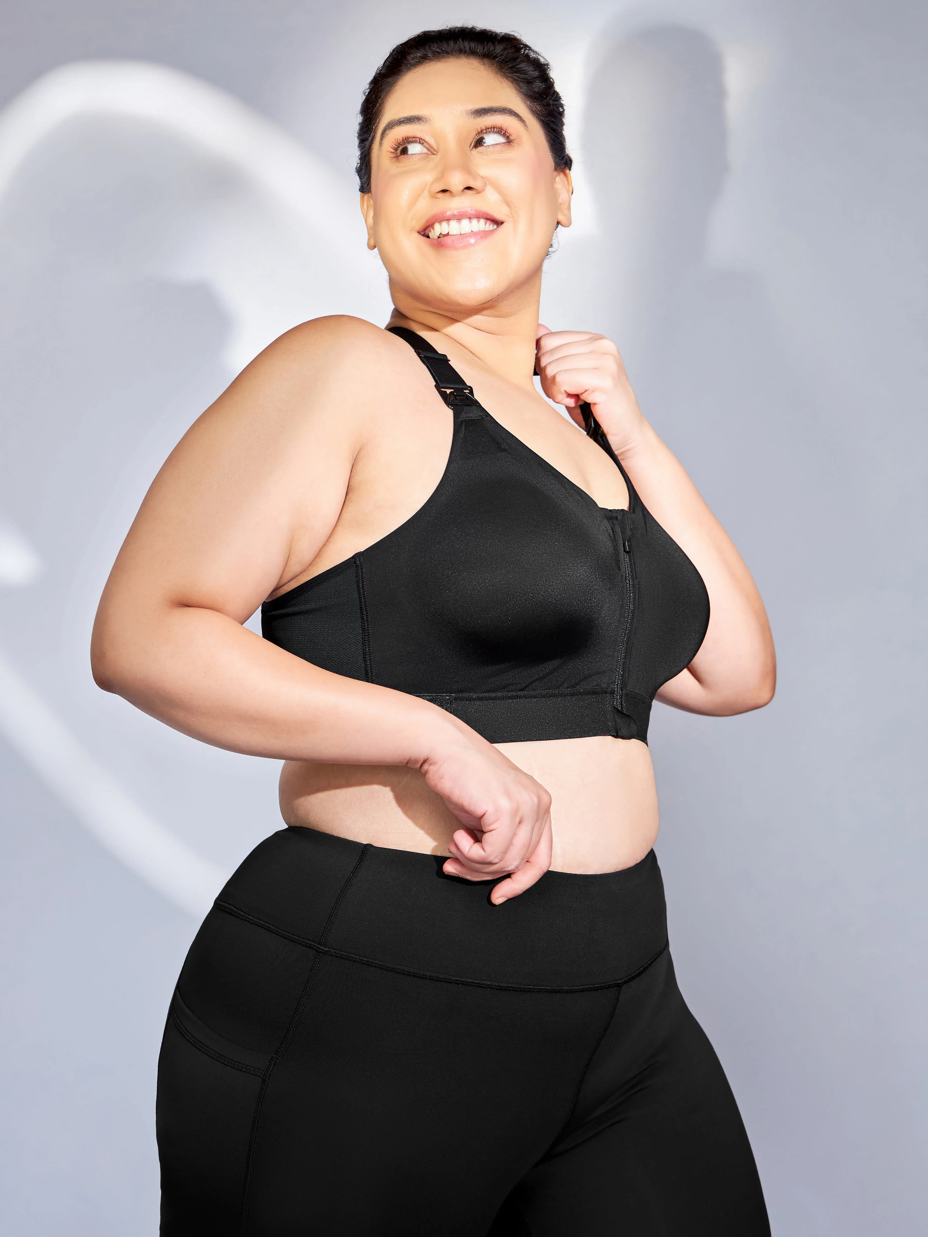 Do It All Sports Bra with adjustable underband - Image 2