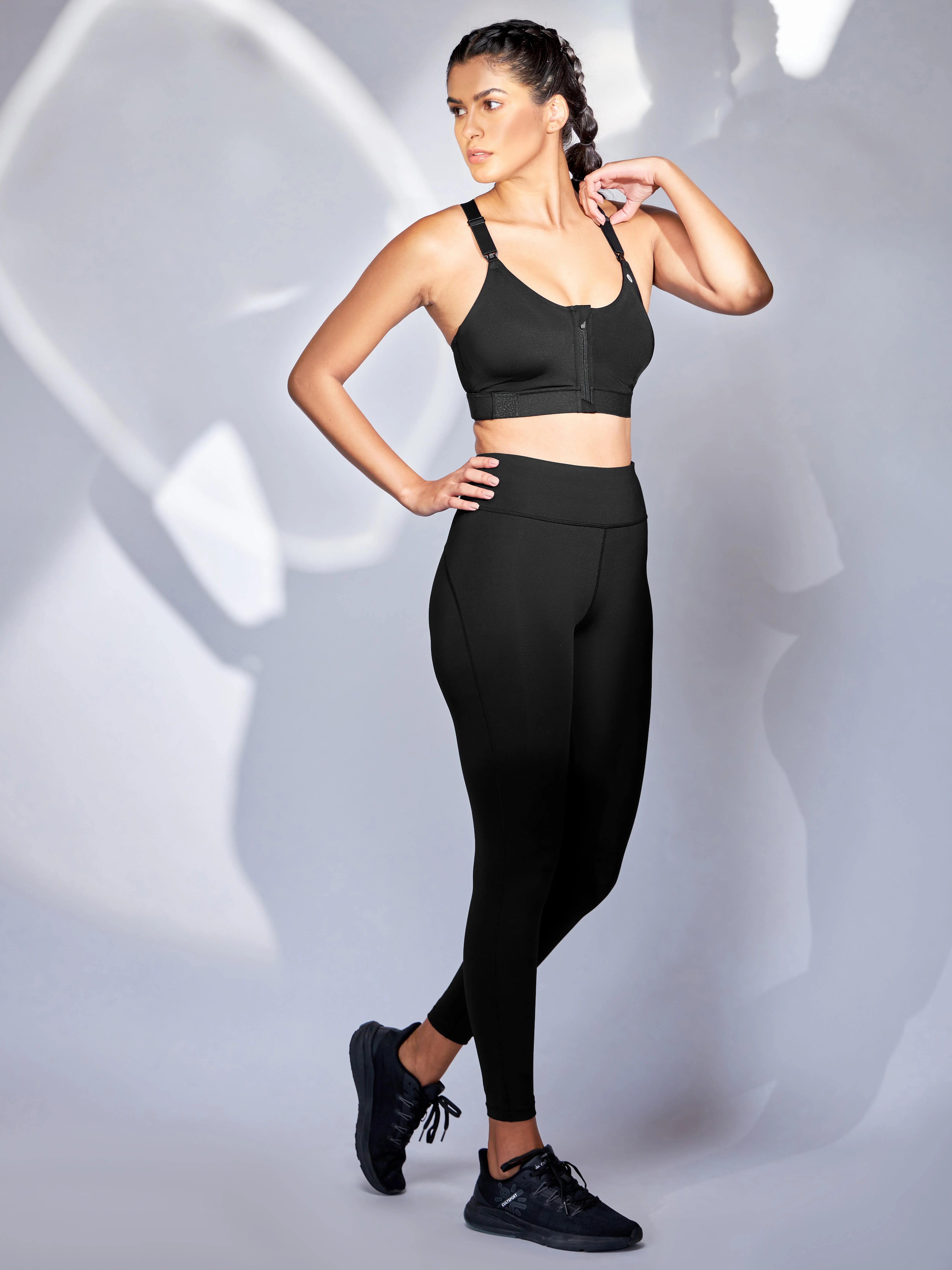 Do It All Sports Bra with adjustable underband - Image 9