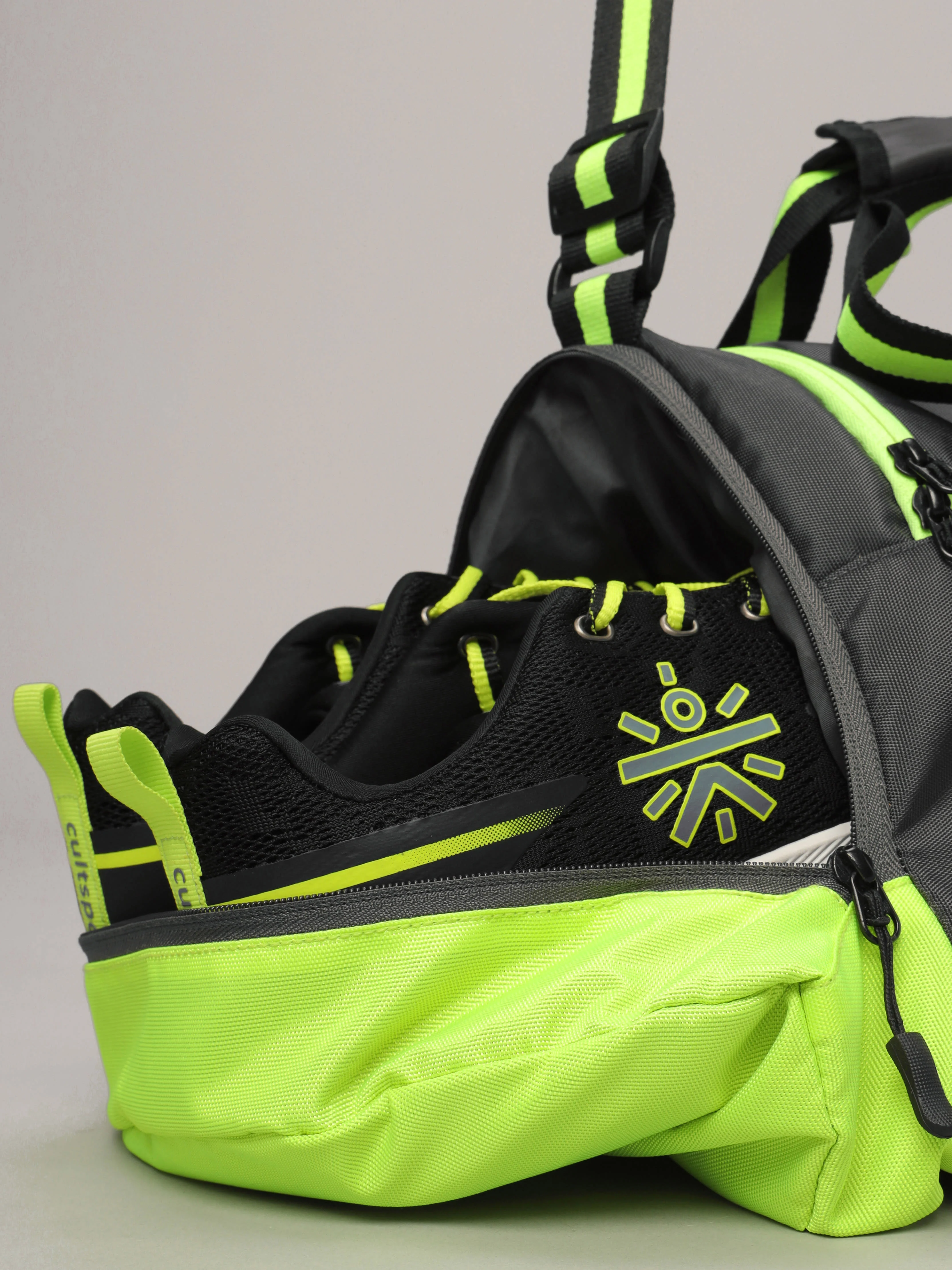 Duffle Bag with Shoe Compartment - Image 5
