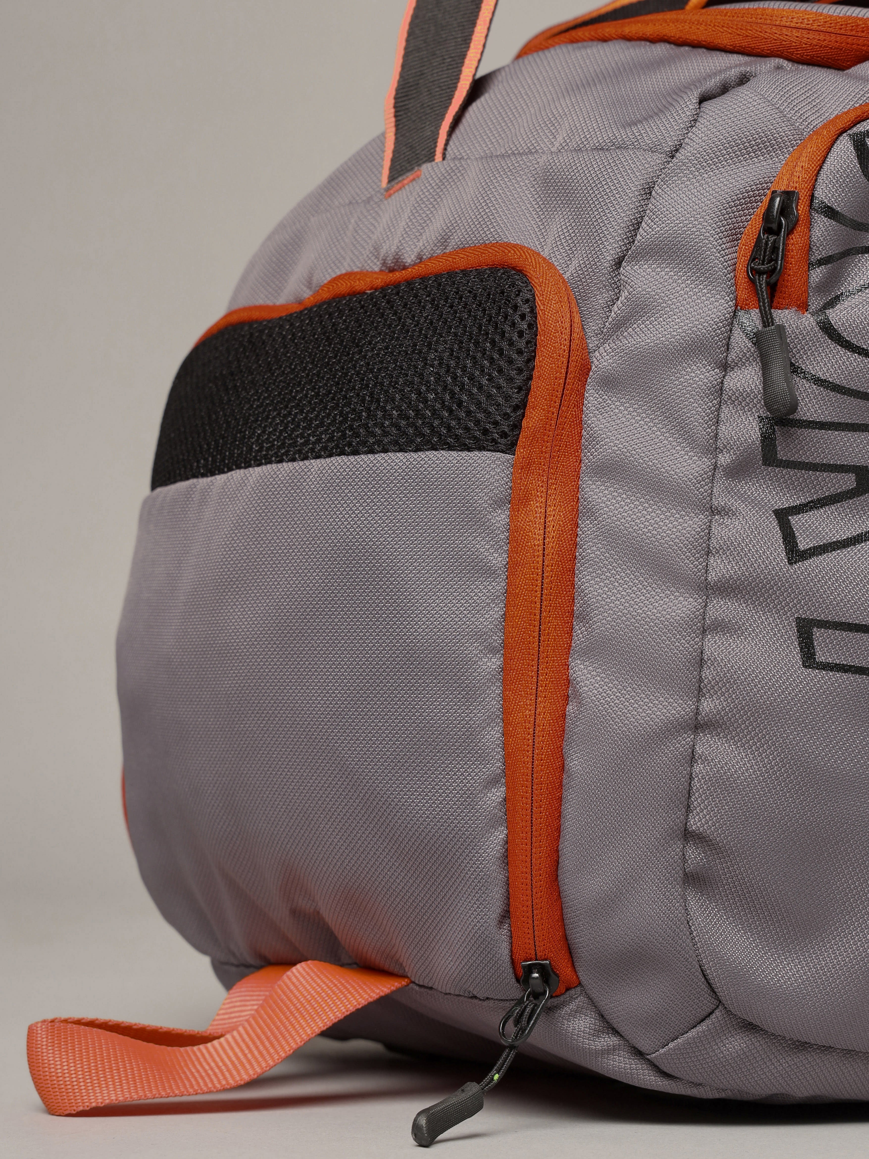 Duffle Bag with Shoe Compartment - Image 6