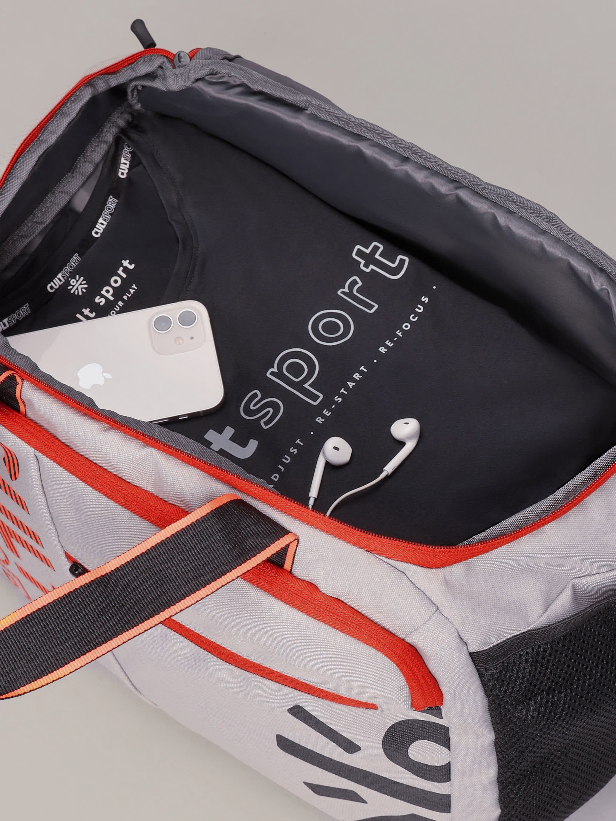 Duffle Bag with Shoe Compartment - Image 4
