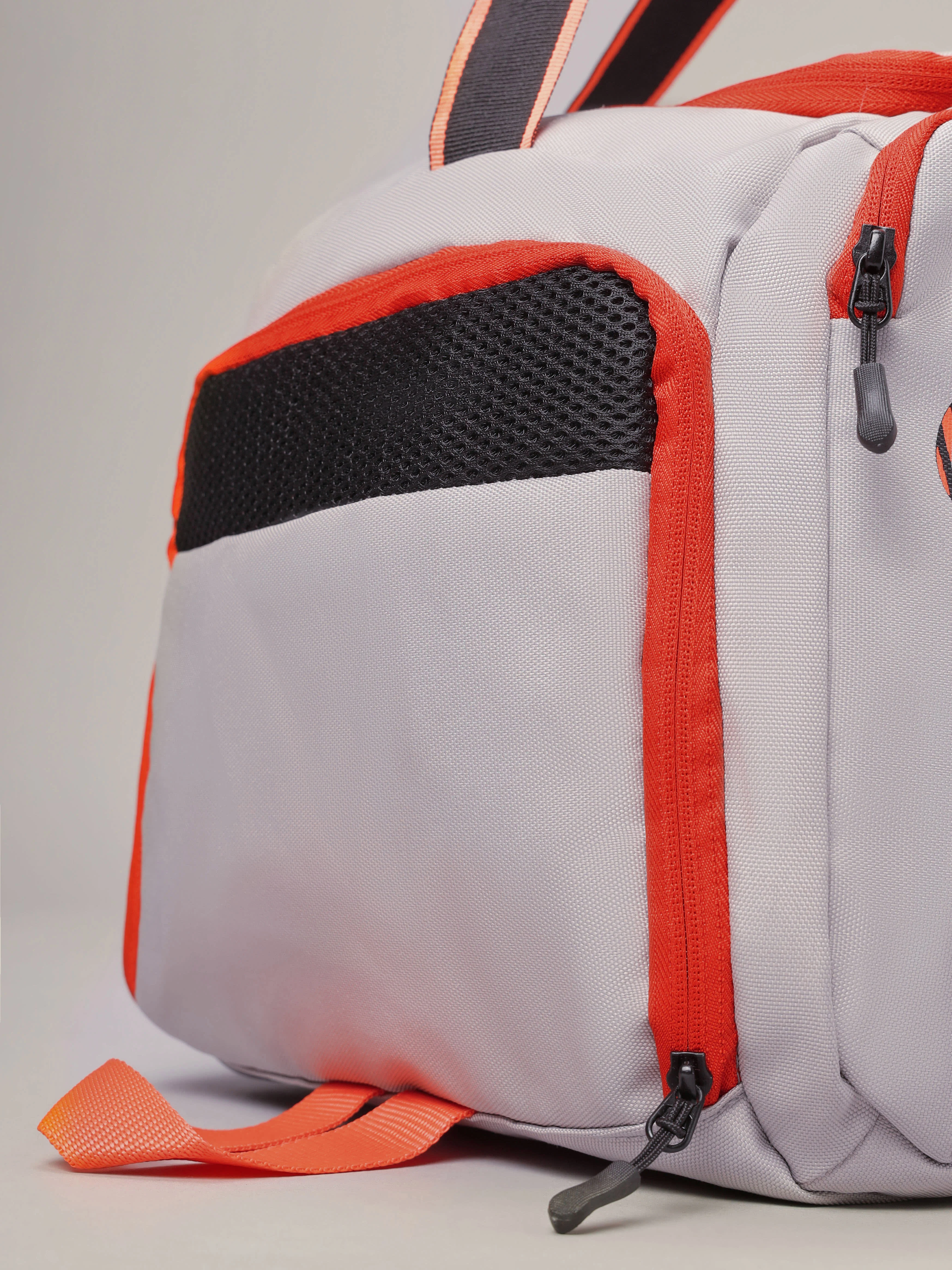 Duffle Bag with Shoe Compartment - Image 6
