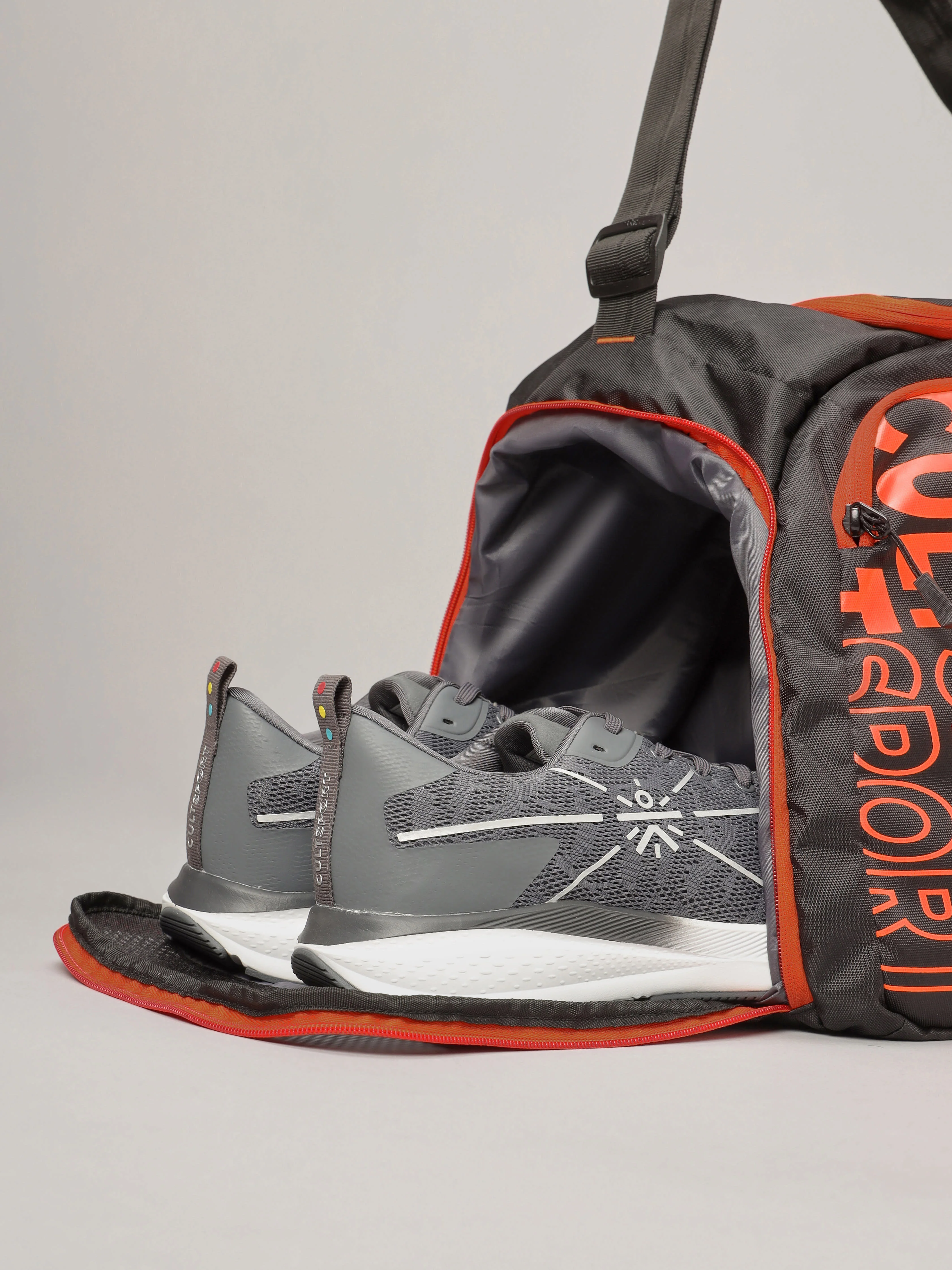 Duffle Bag with Shoe Compartment - Image 5