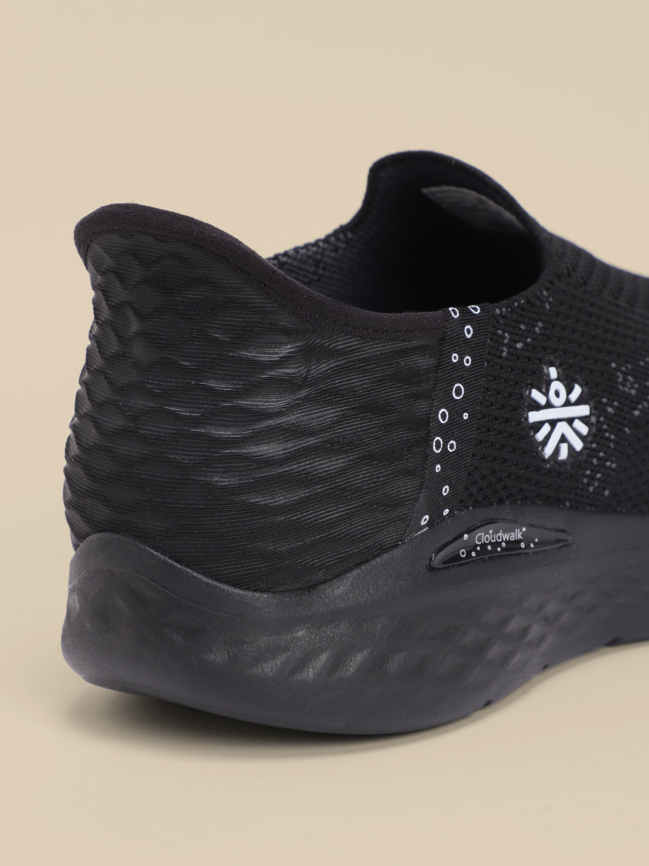 cult EZ+ Flow Women's Walking Shoes - Black - Image 6