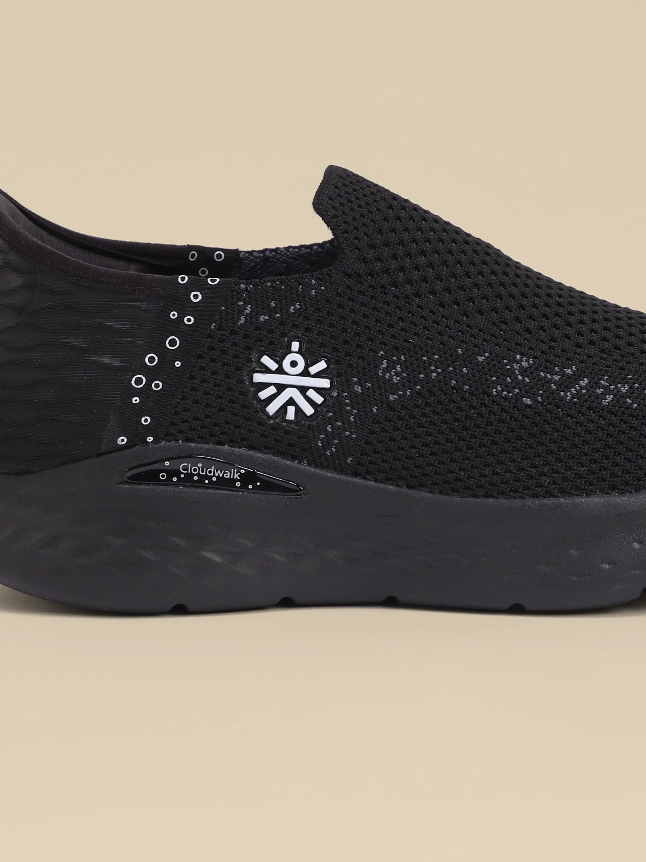 cult EZ+ Flow Women's Walking Shoes - Black - Image 7