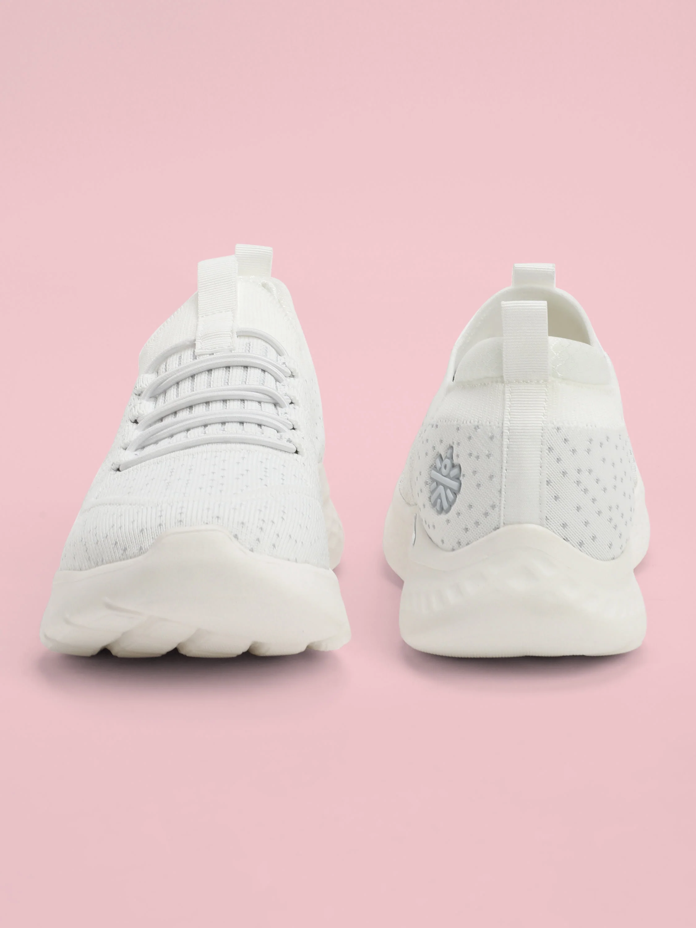 cult EZ+ Fuzzy Women's Walking Shoes - White - Image 4