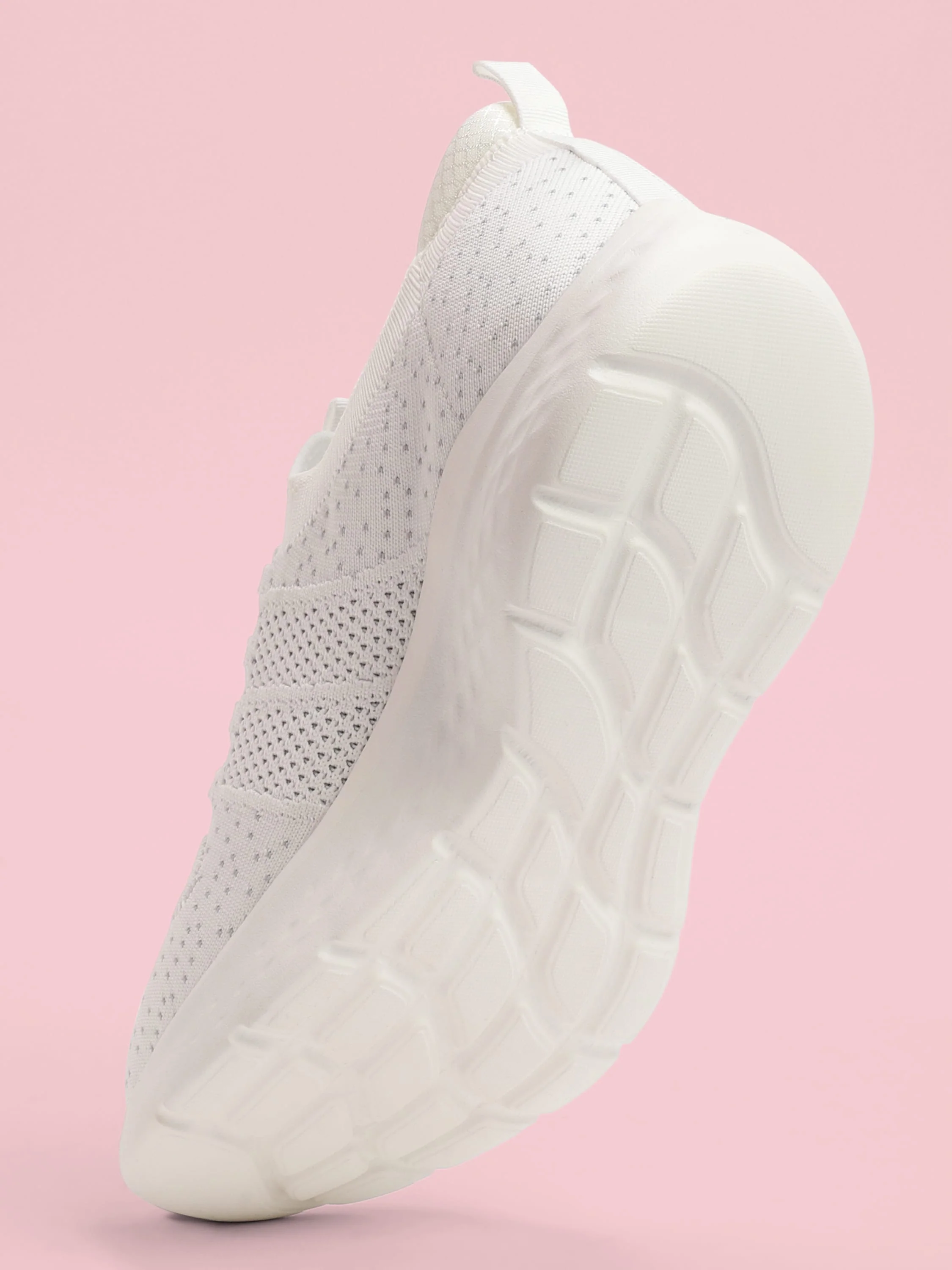cult EZ+ Fuzzy Women's Walking Shoes - White - Image 5