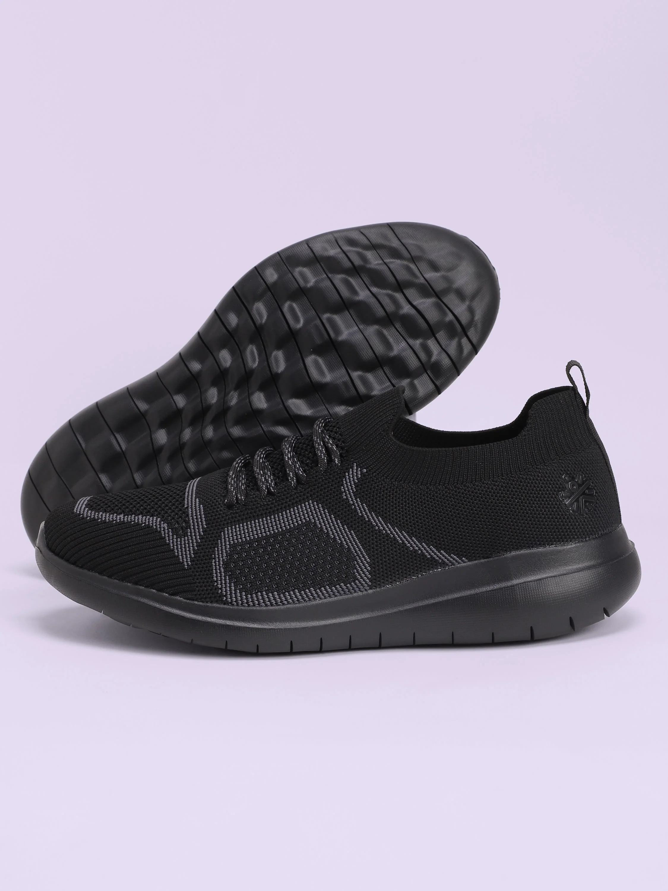 cult EZ+ Pace Men's Walking Shoes - Black - Image 9