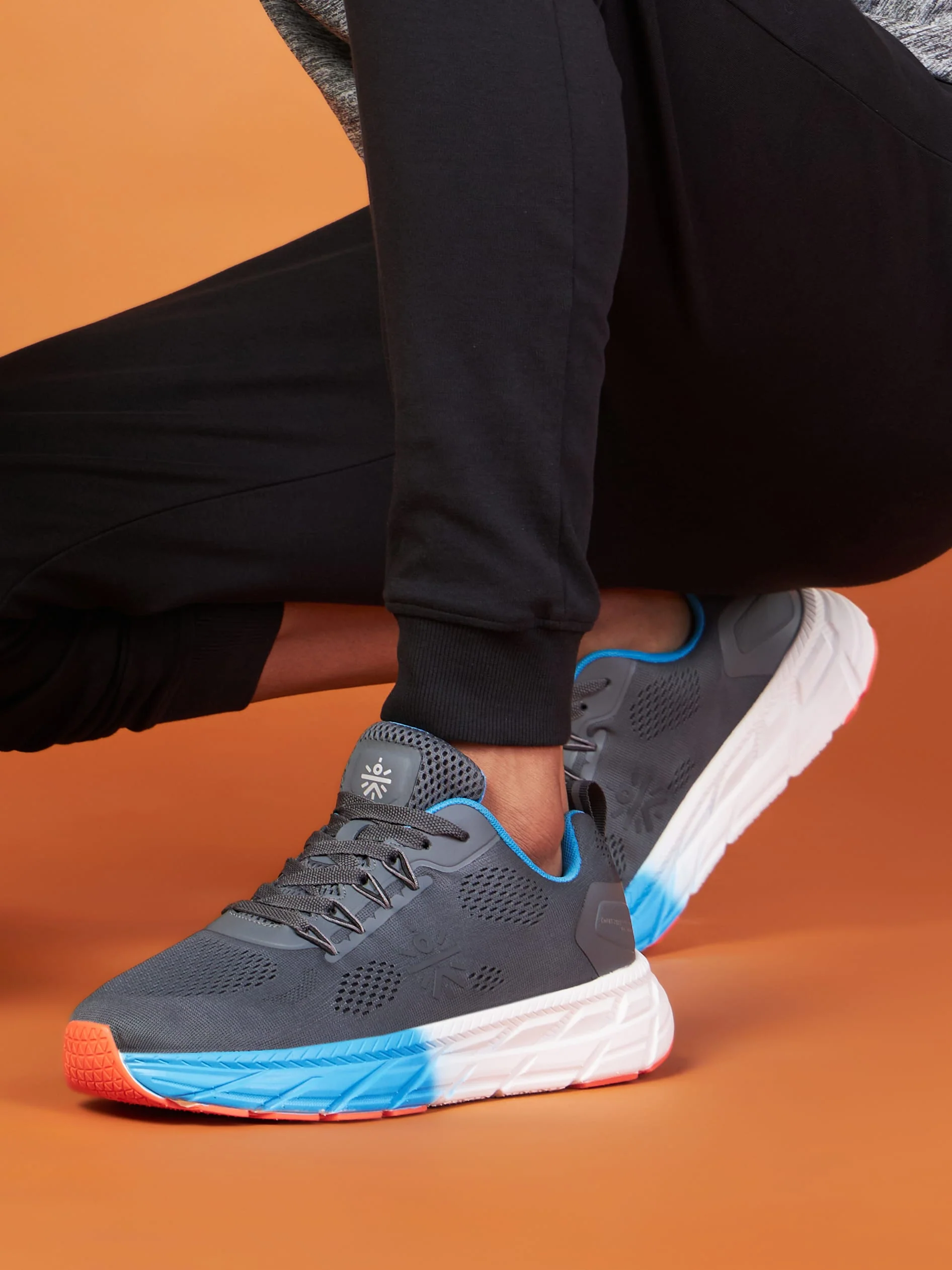 cult EZ+ Ryde Men Running Shoes - Carbon Grey/Blue - Image 10