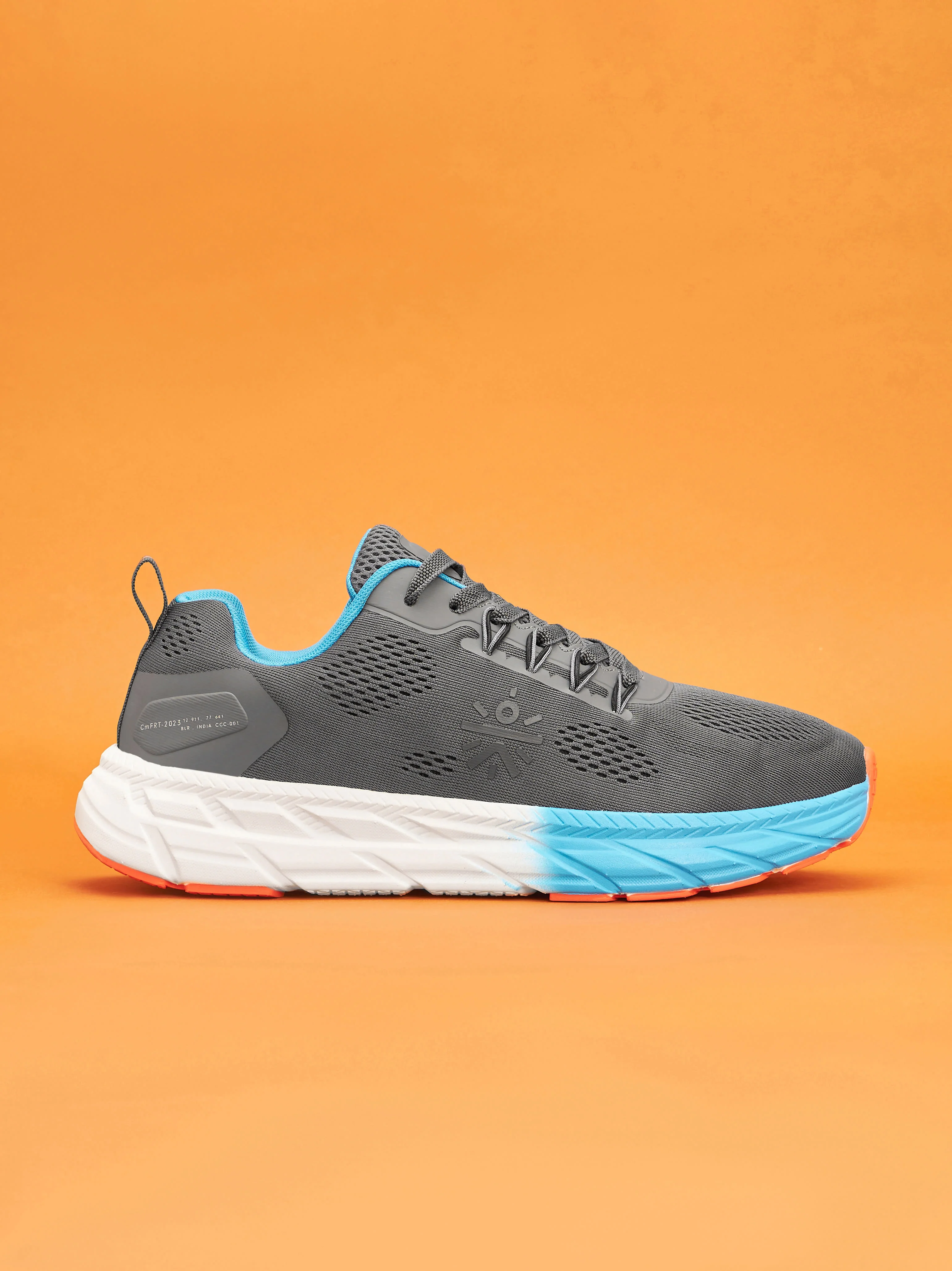 cult EZ+ Ryde Men Running Shoes - Carbon Grey/Blue - Image 2