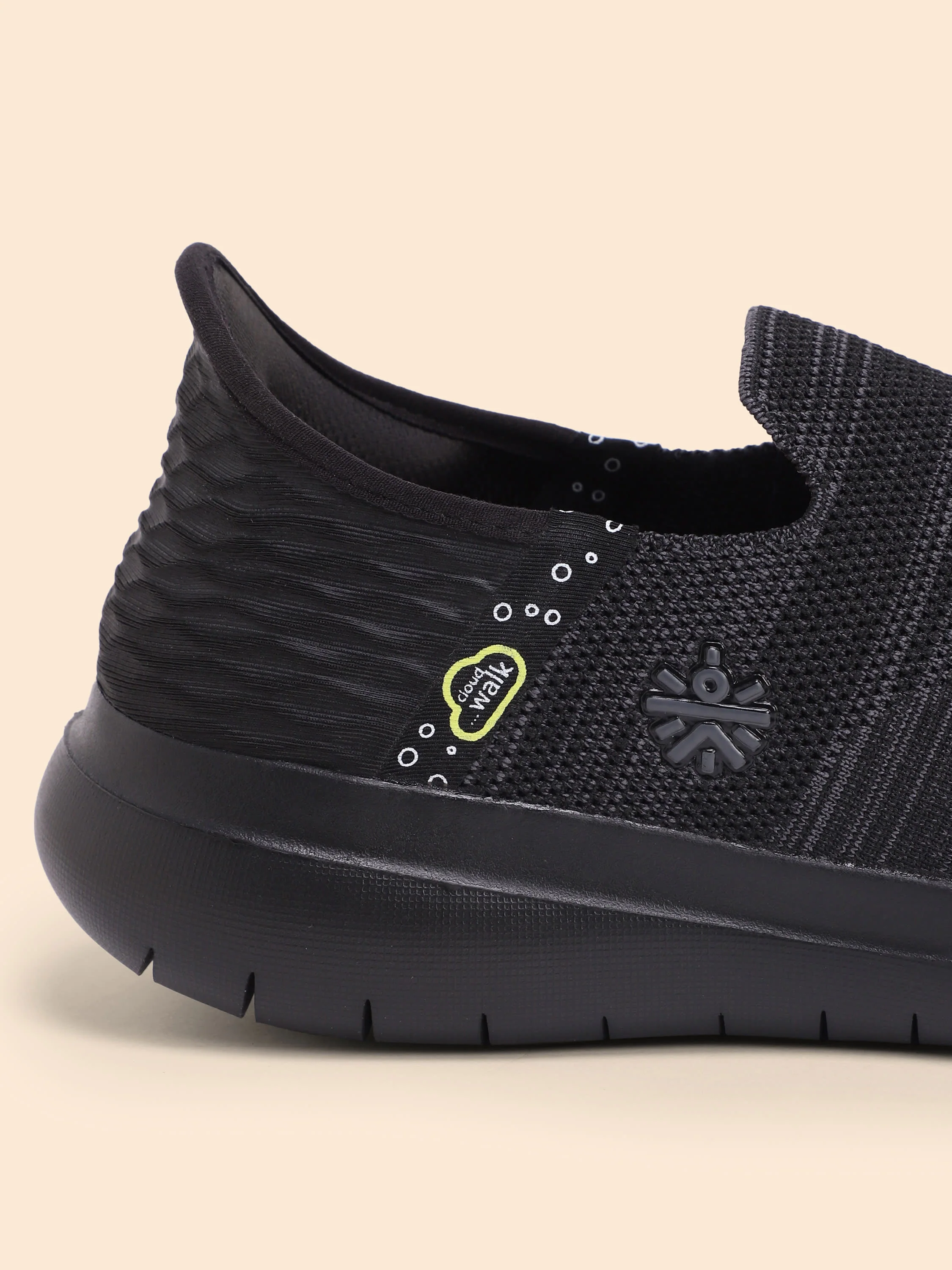 cult EZ+ Walk Men's Walking Shoes - Black/Grey - Image 6