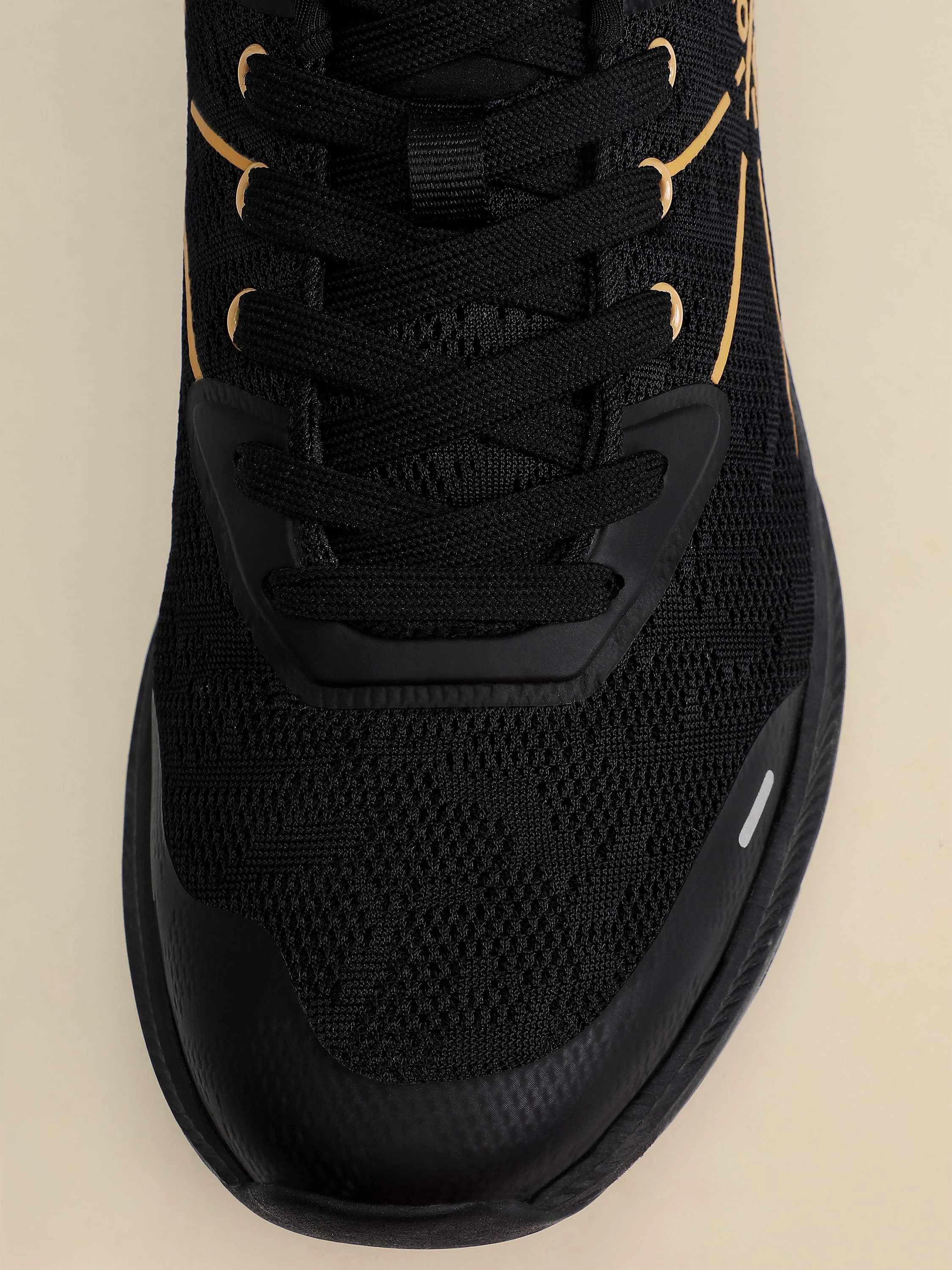 cult Flomo Men Running Shoes - Black/Gold - Image 7