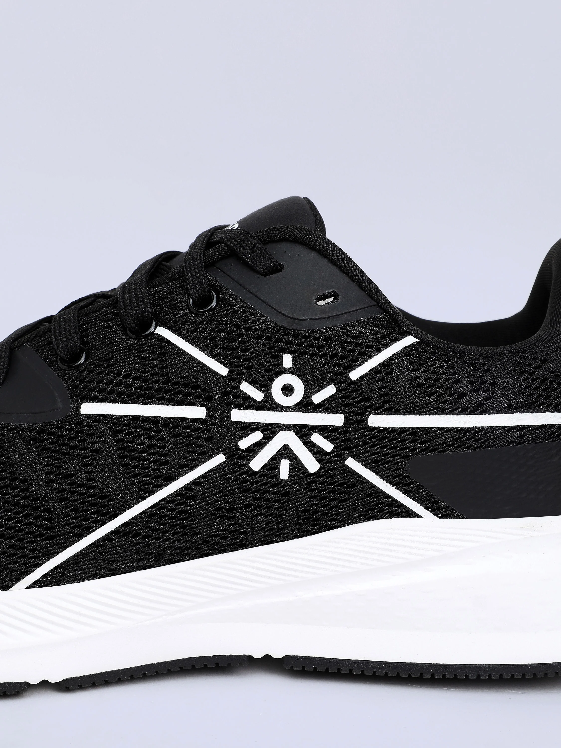 cult Flomo Men Running Shoes - Black - Image 8