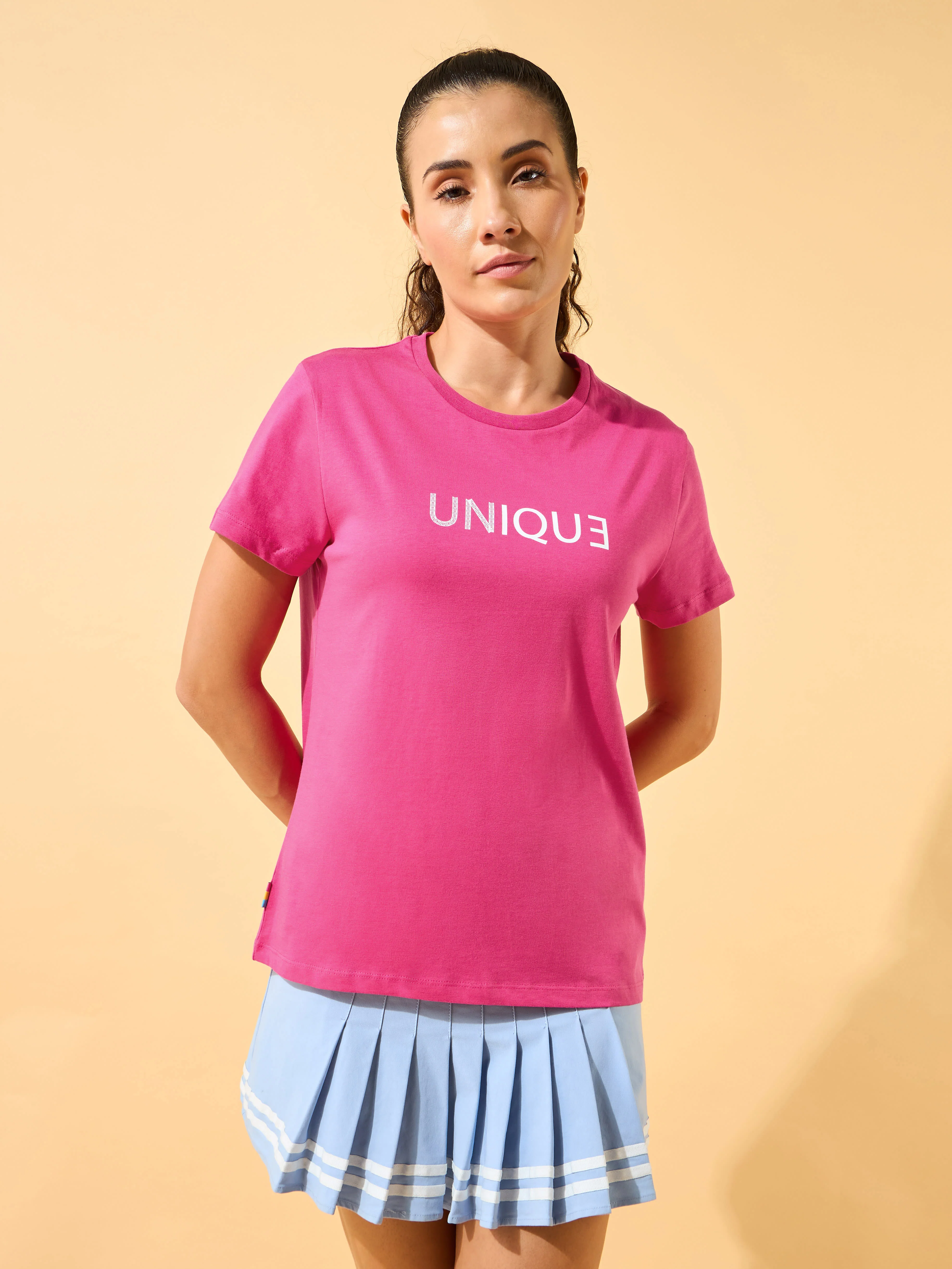 I Am Unique Print T-shirt - Image 3
