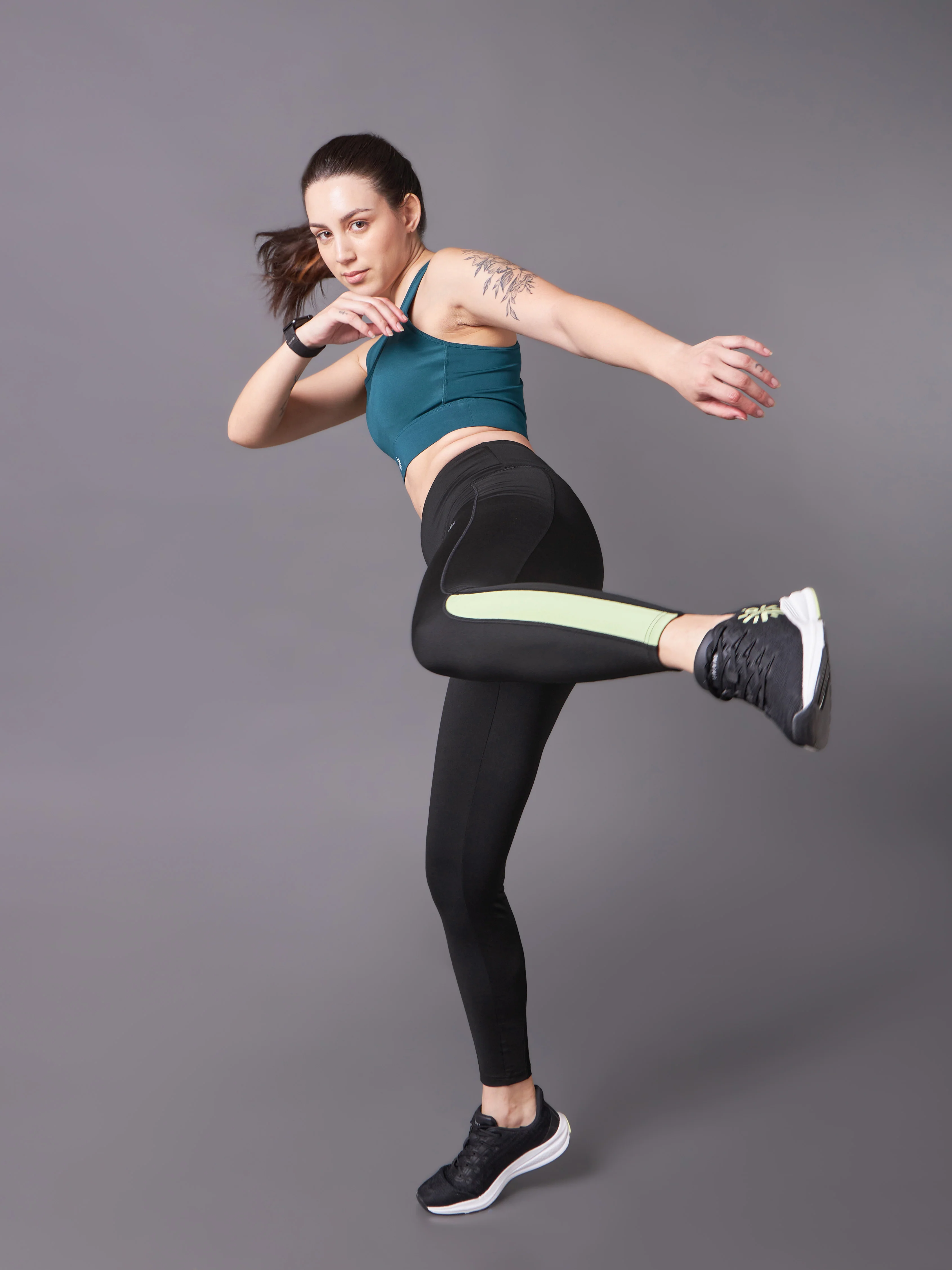 Iconic Black Running Tights - Image 3
