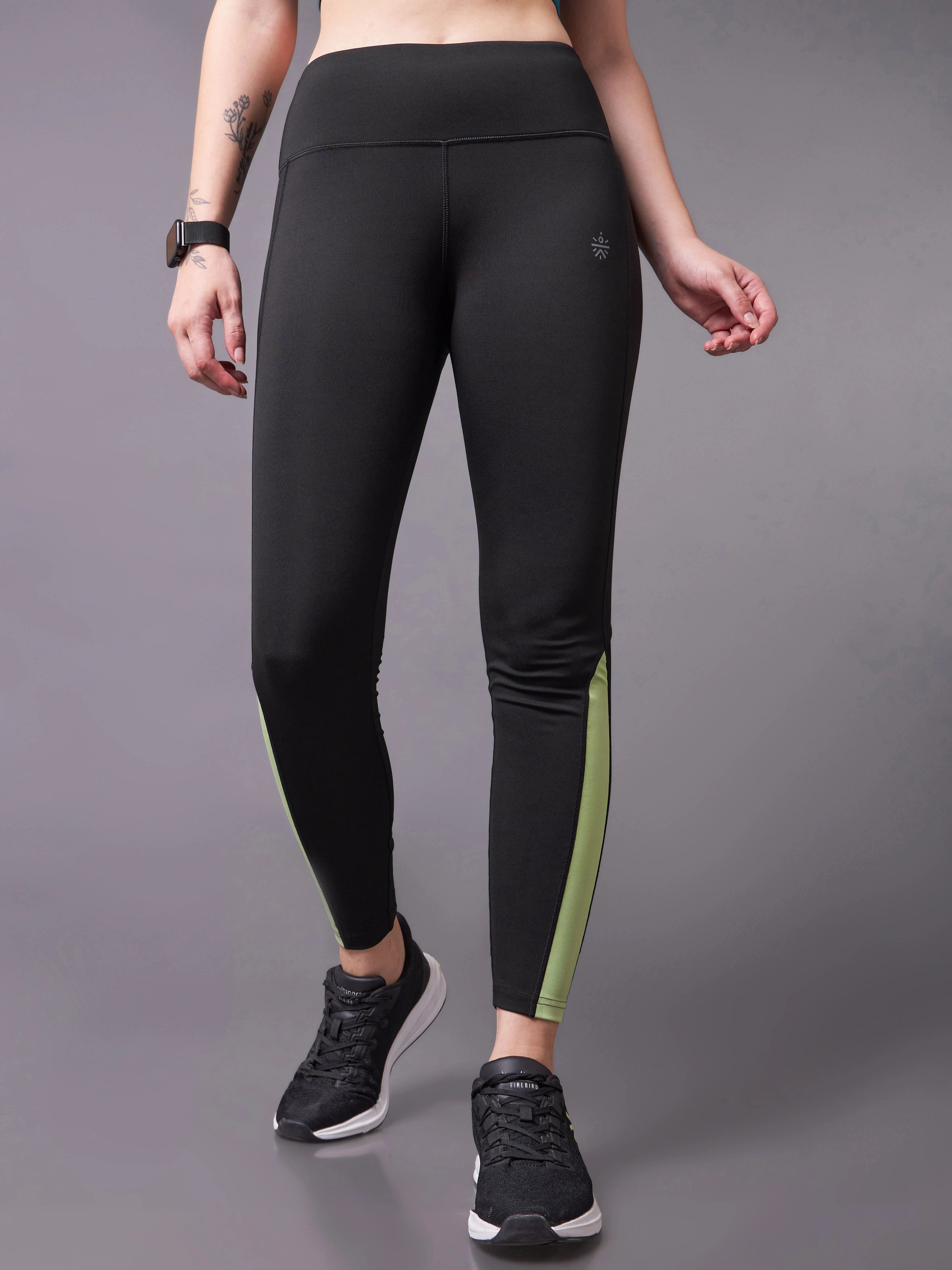 Iconic Black Running Tights - Image 4