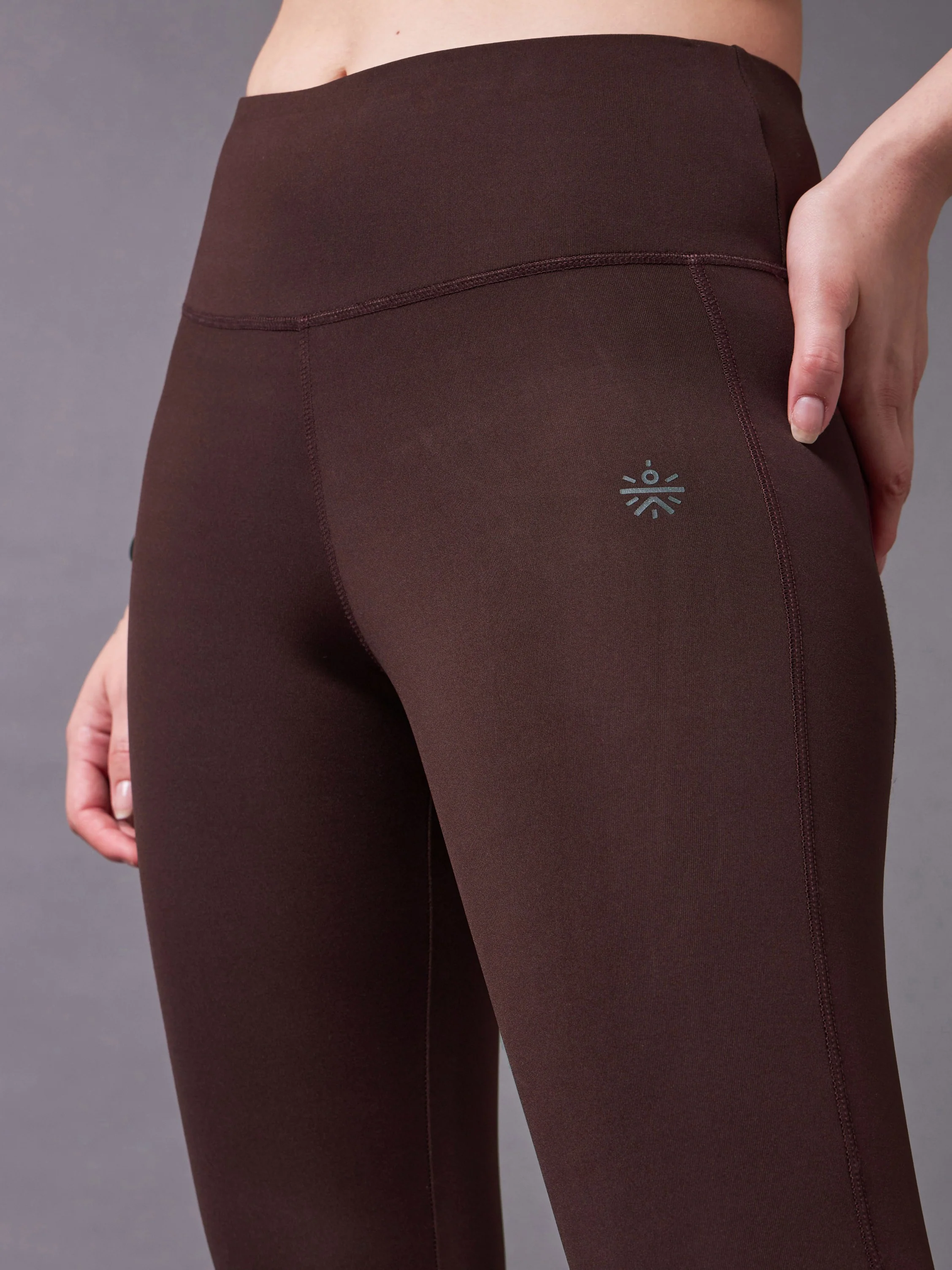 Iconic Brown Running Tights - Image 7