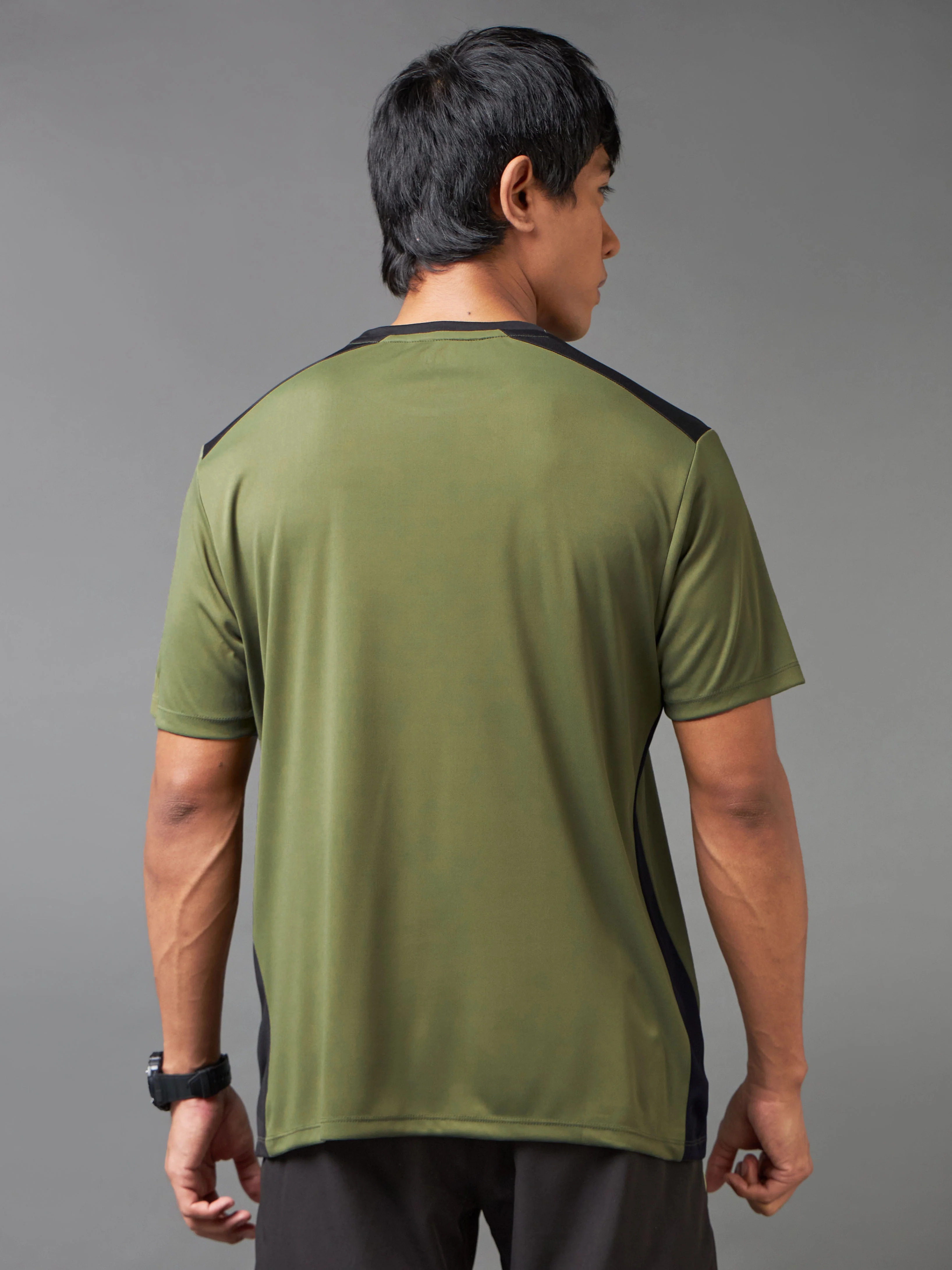 Iconoic Running T-shirt - Image 5