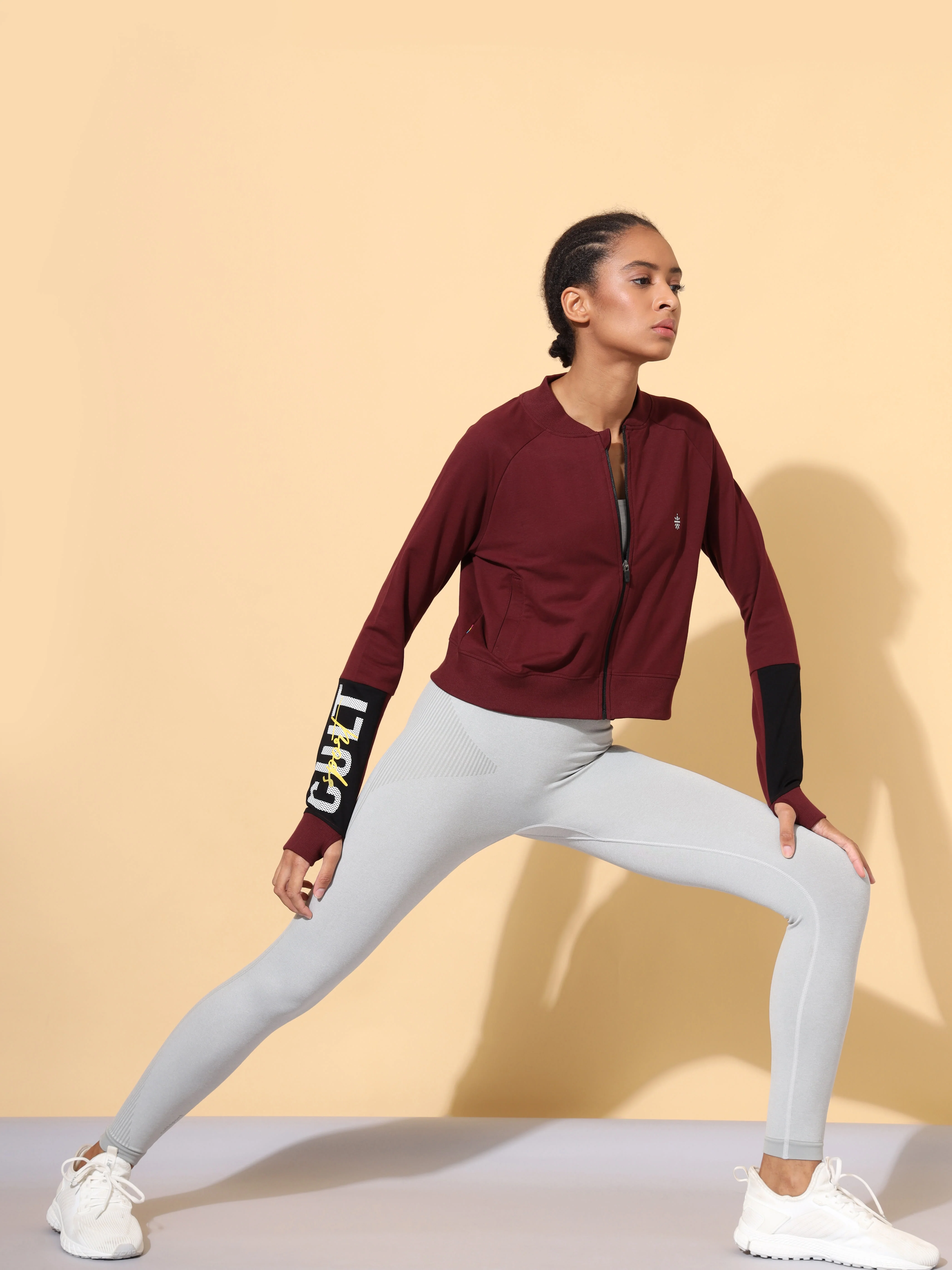Layr Crop Lifestyle Sweatshirt - Image 3