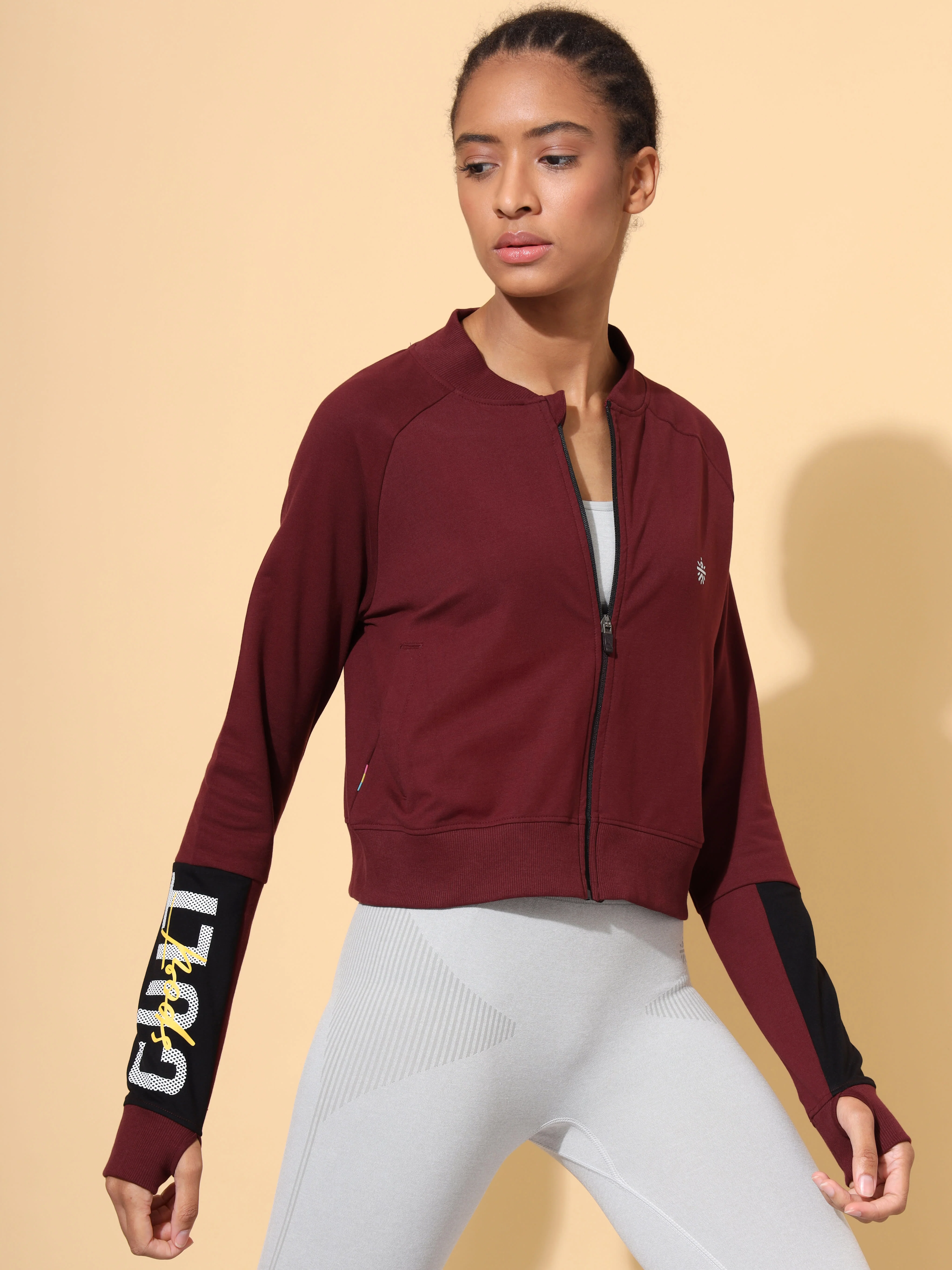 Layr Crop Lifestyle Sweatshirt - Image 6