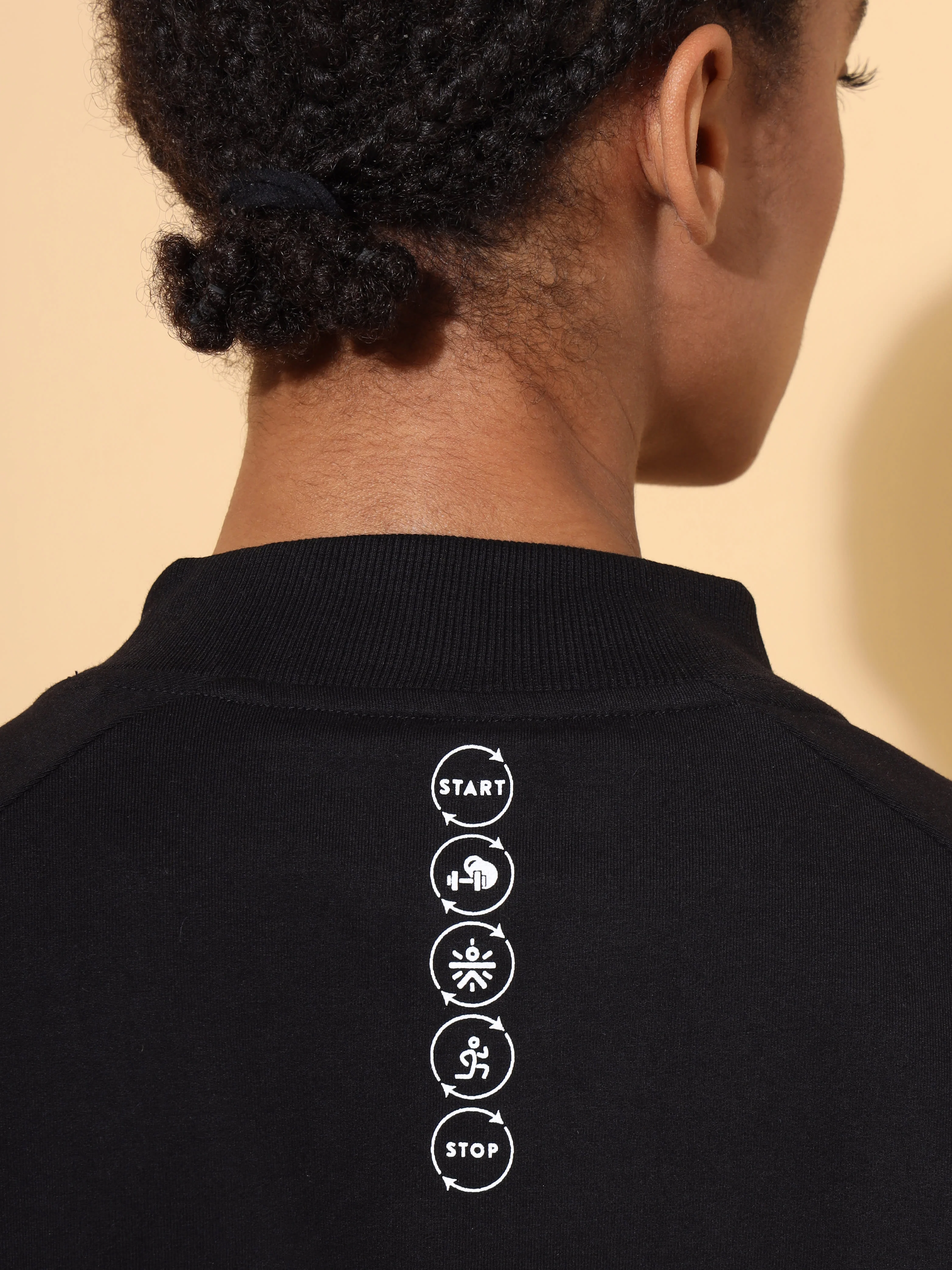 Layr Crop Lifestyle Sweatshirt - Image 8