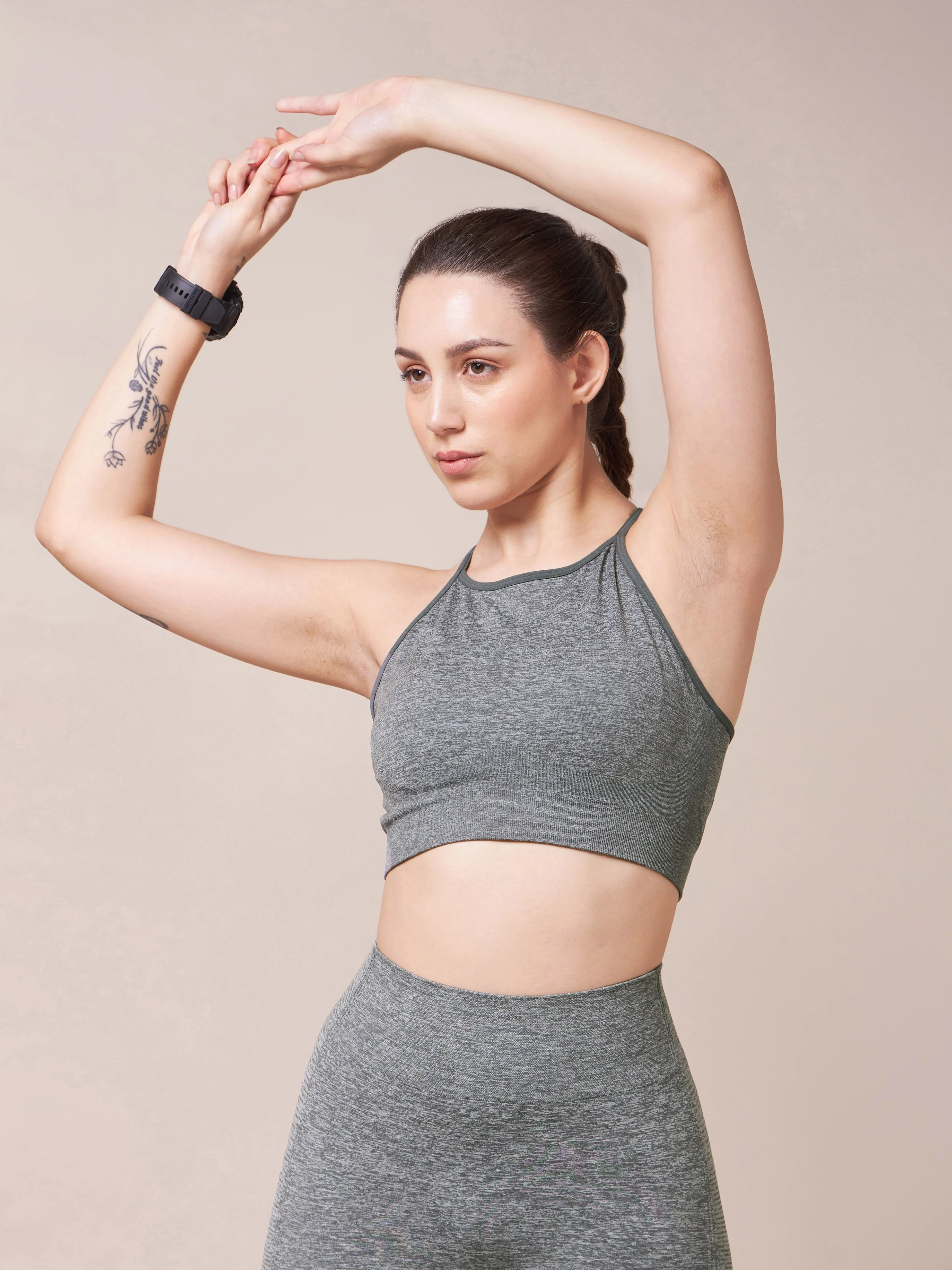 Medium Support Seamless Sports Bra - Image 4